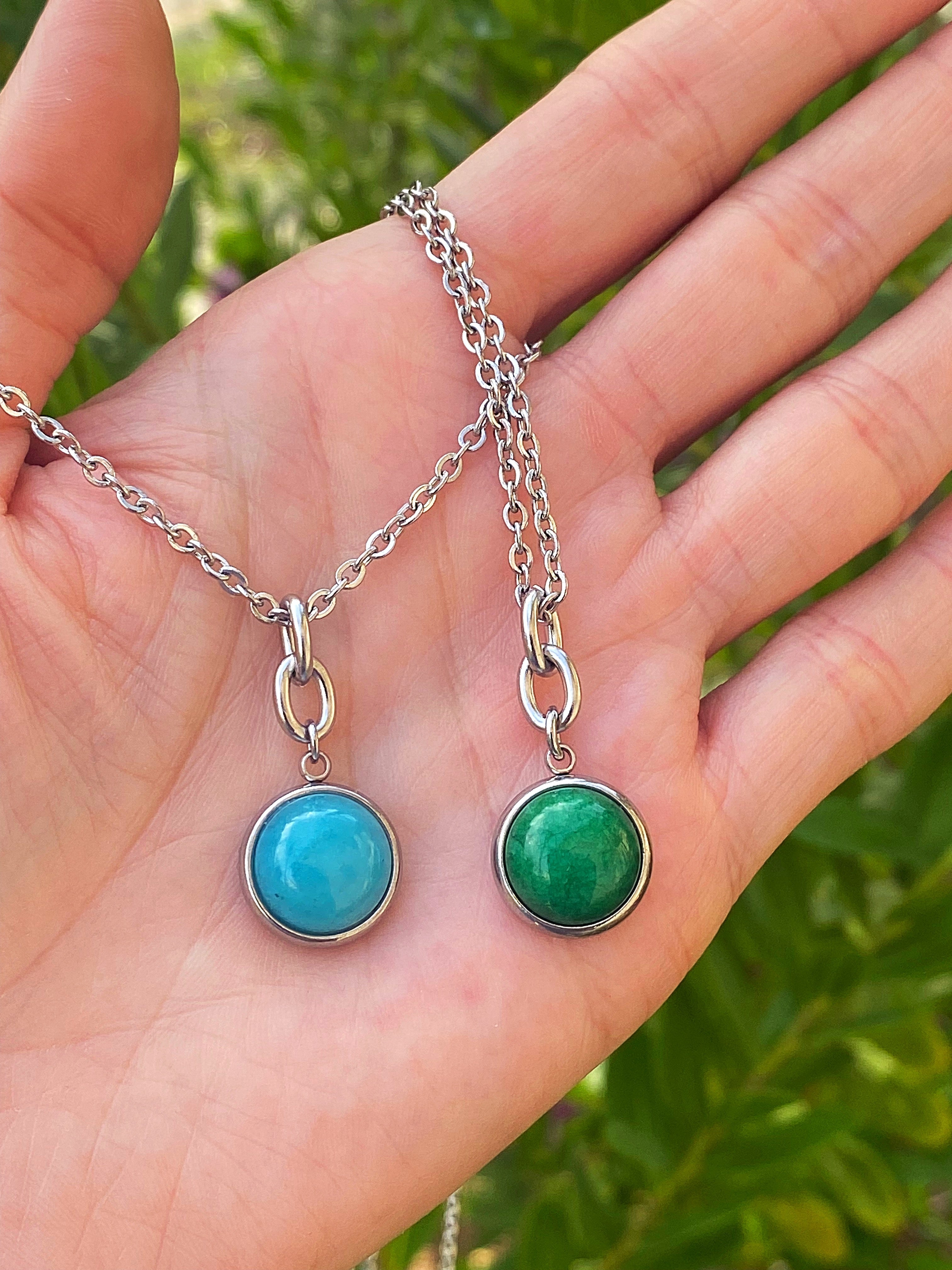 STONE CHARM NECKLACE