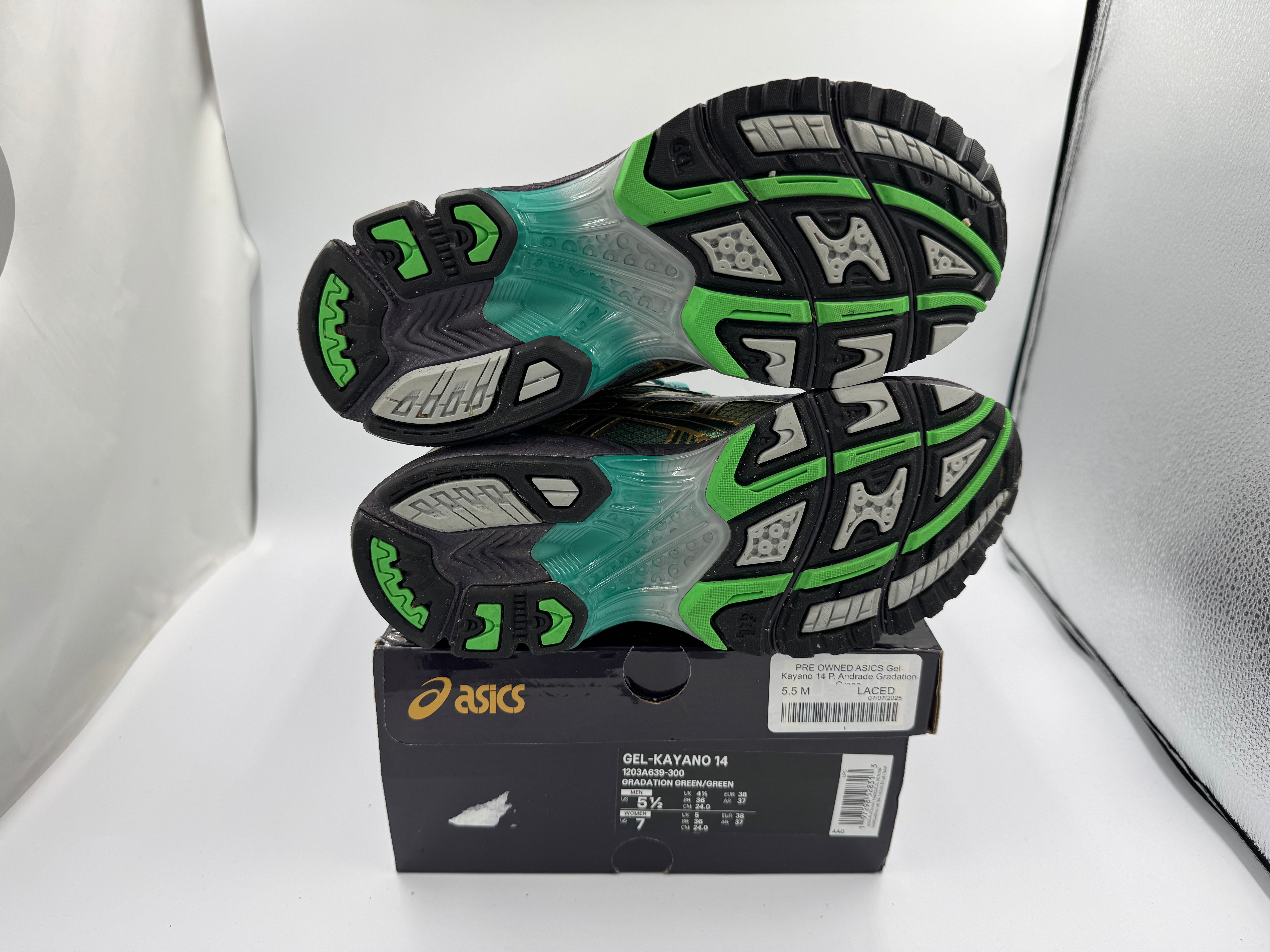 PRE OWNED ASICS Gel-Kayano 14 P. Andrade Gradation Green