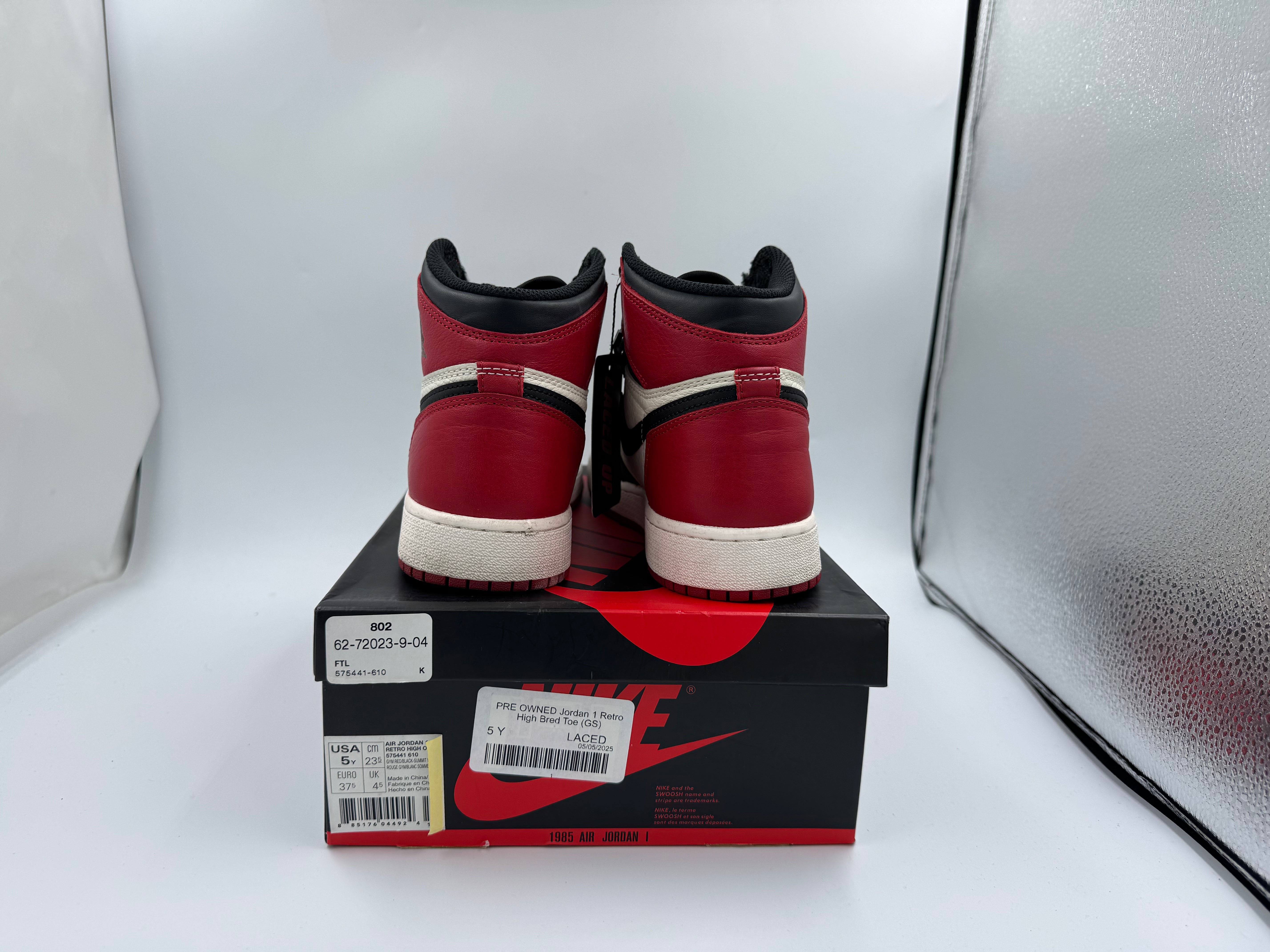 PRE OWNED Jordan 1 Retro High Bred Toe (GS)