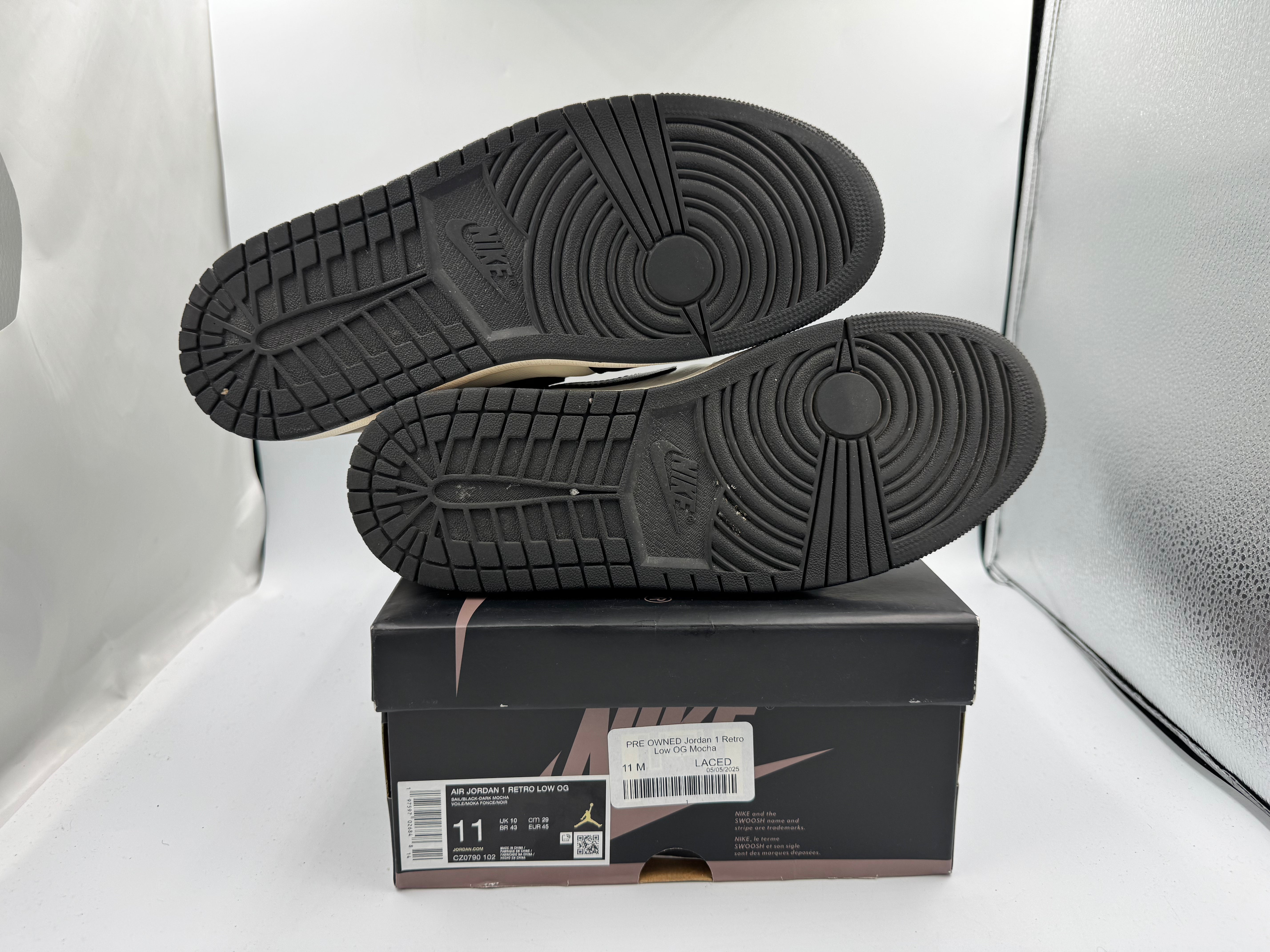 PRE OWNED Jordan 1 Retro Low OG Mocha