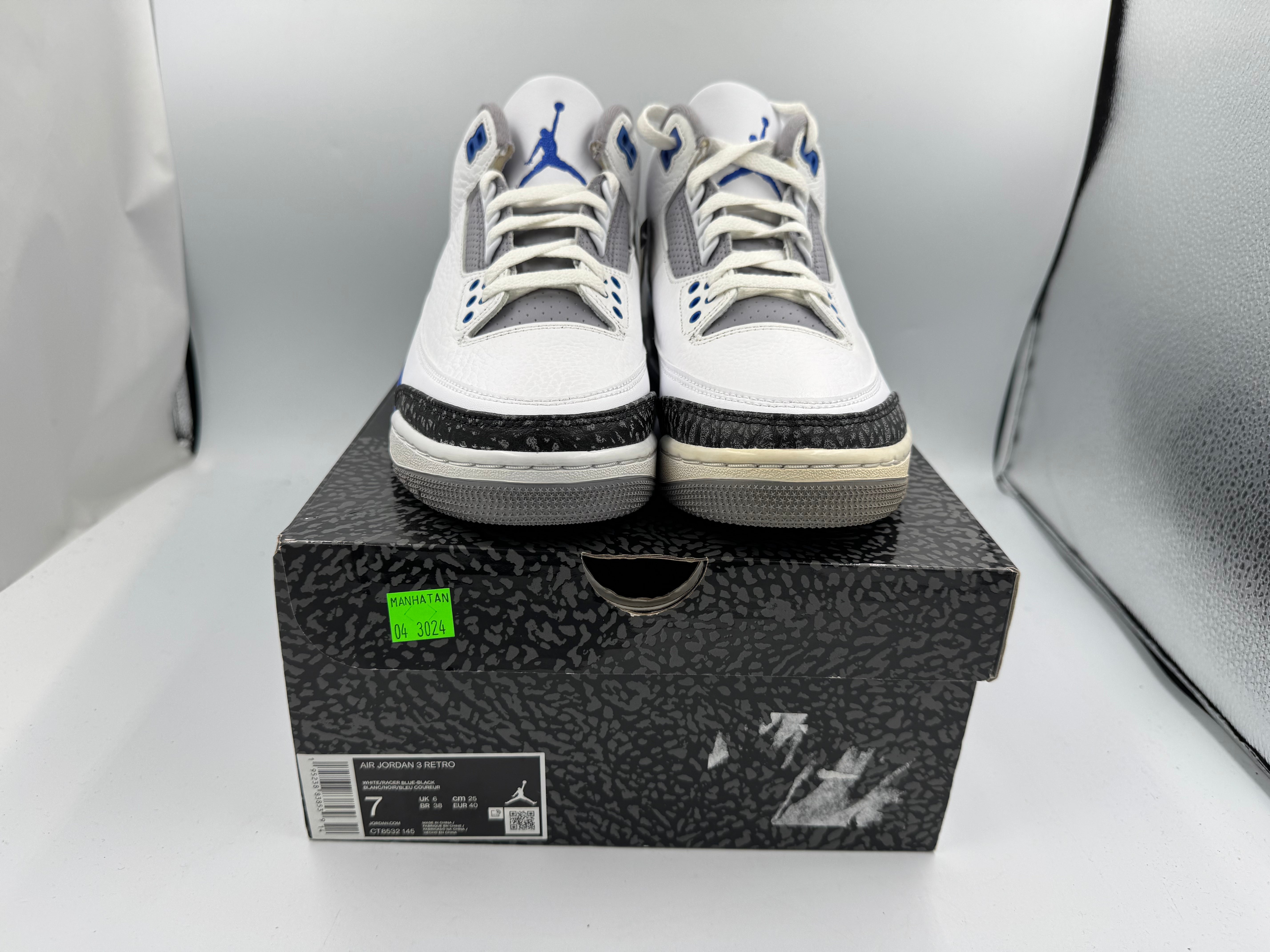 PRE OWNED Air Jordan Retro 3 "Racer Blue" Conditional