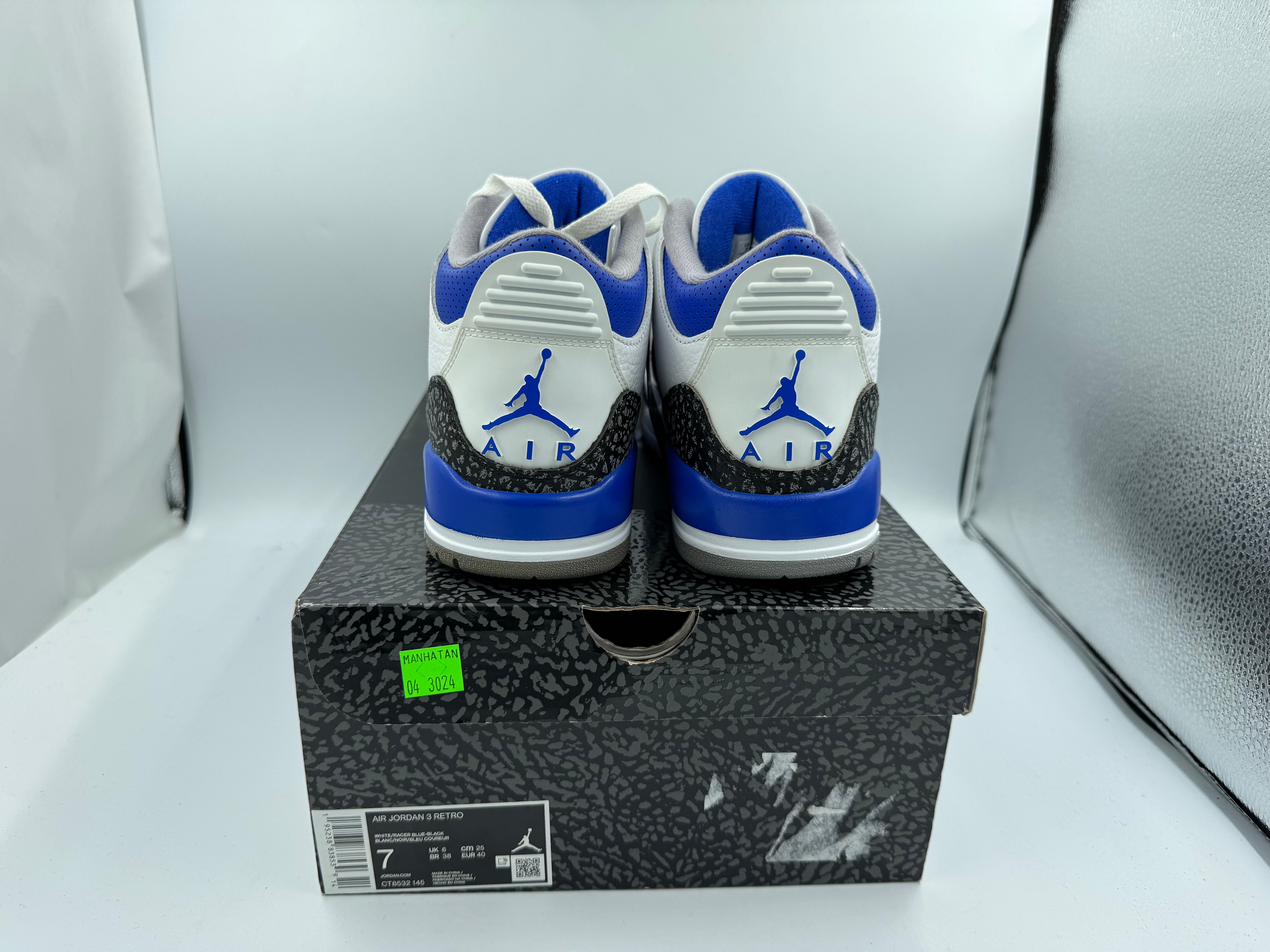 PRE OWNED Air Jordan Retro 3 "Racer Blue" Conditional