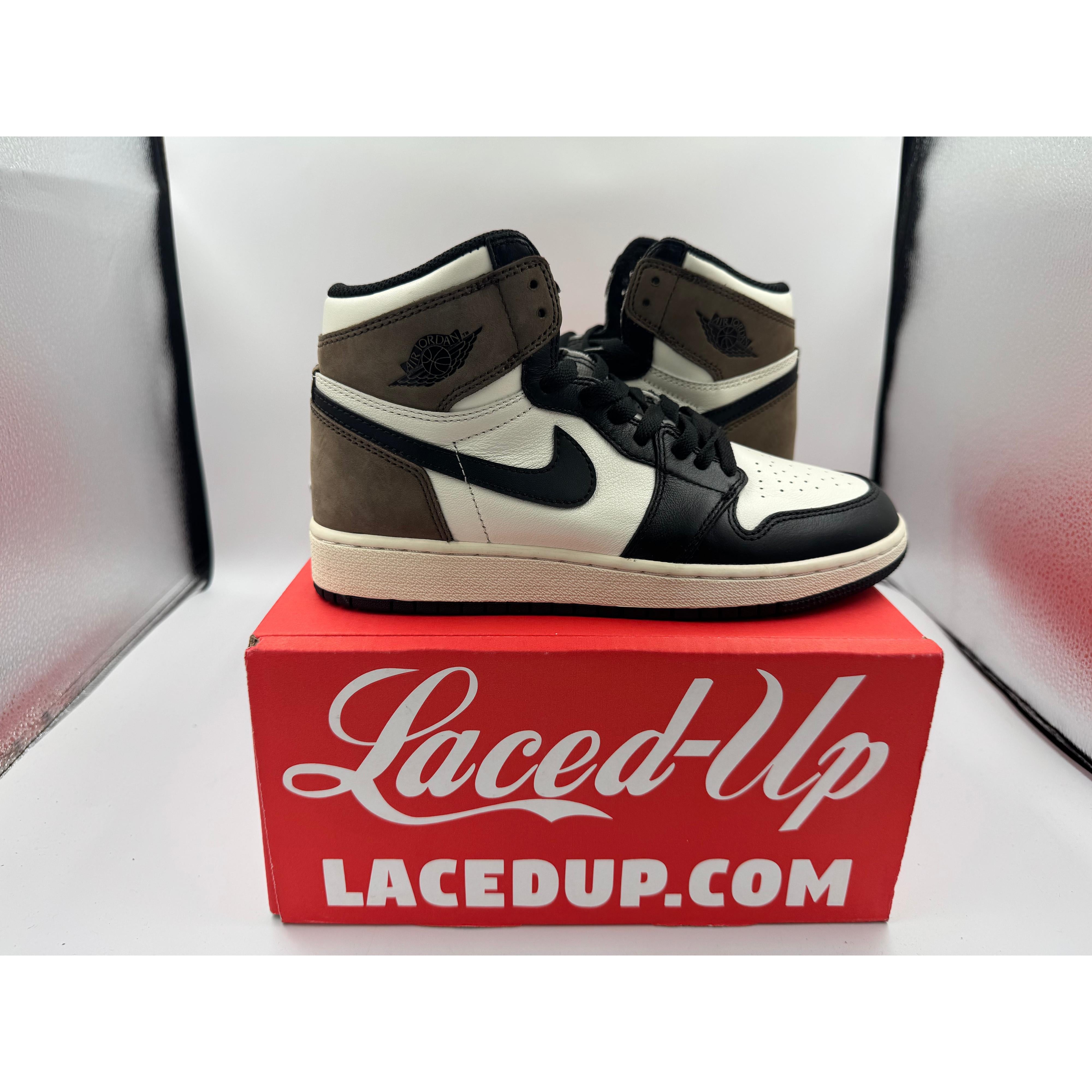 PRE OWNED Air Jordan Retro 1 "Dark Mocha" (Replacement Box) (GS) Conditional