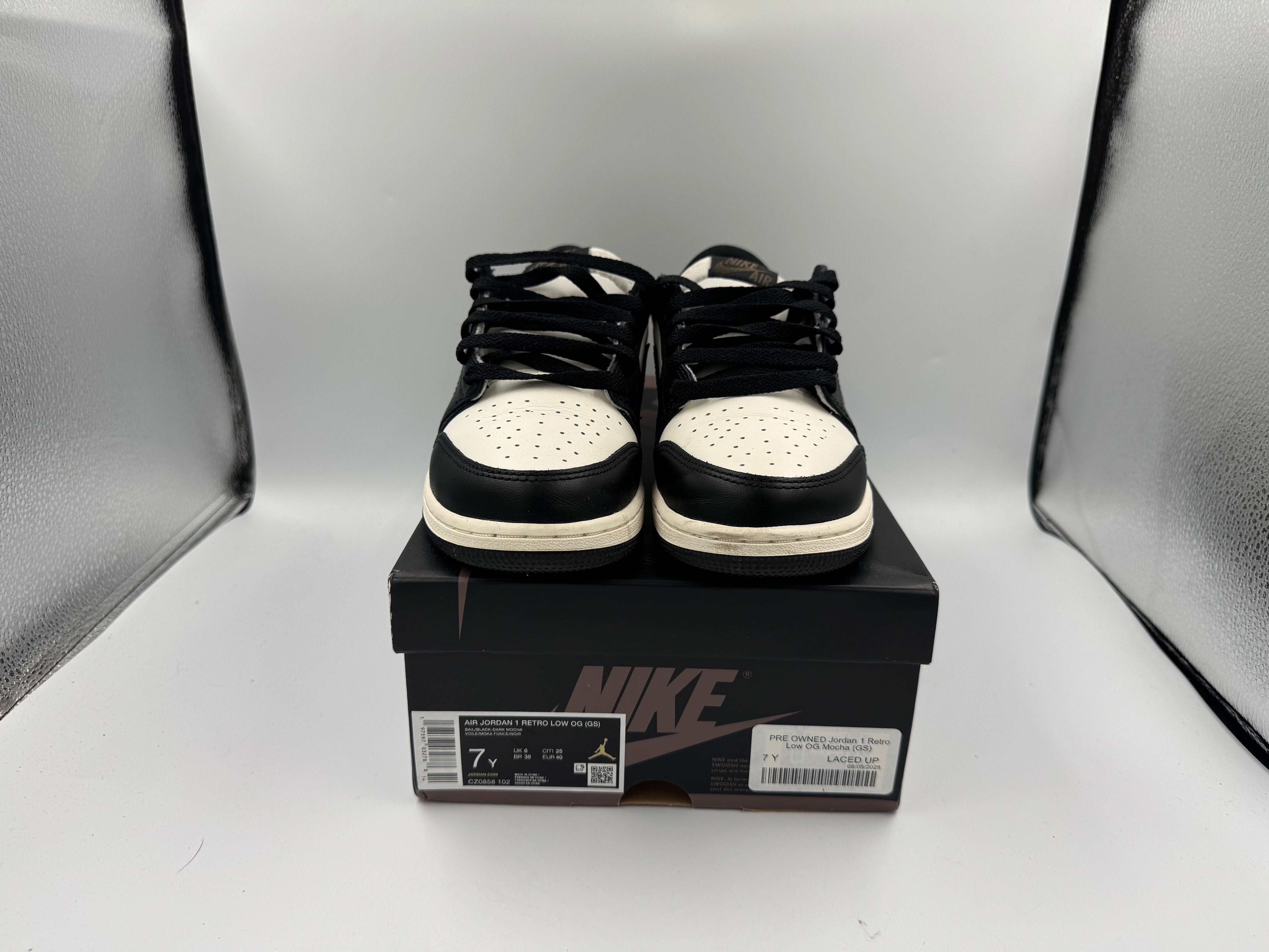 PRE OWNED Jordan 1 Retro Low OG Mocha (GS)