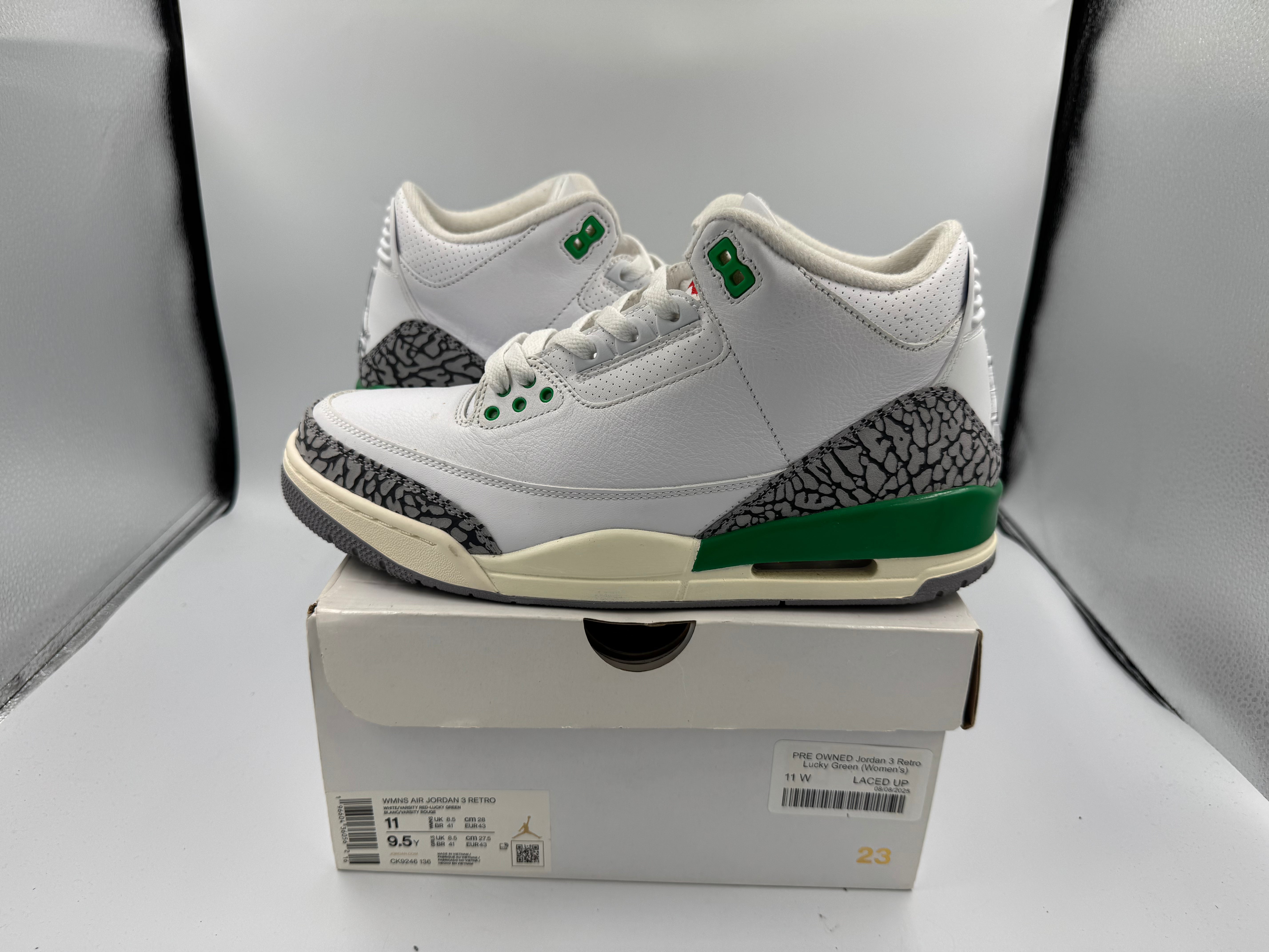 PRE OWNED Jordan 3 Retro Lucky Green (Women's)