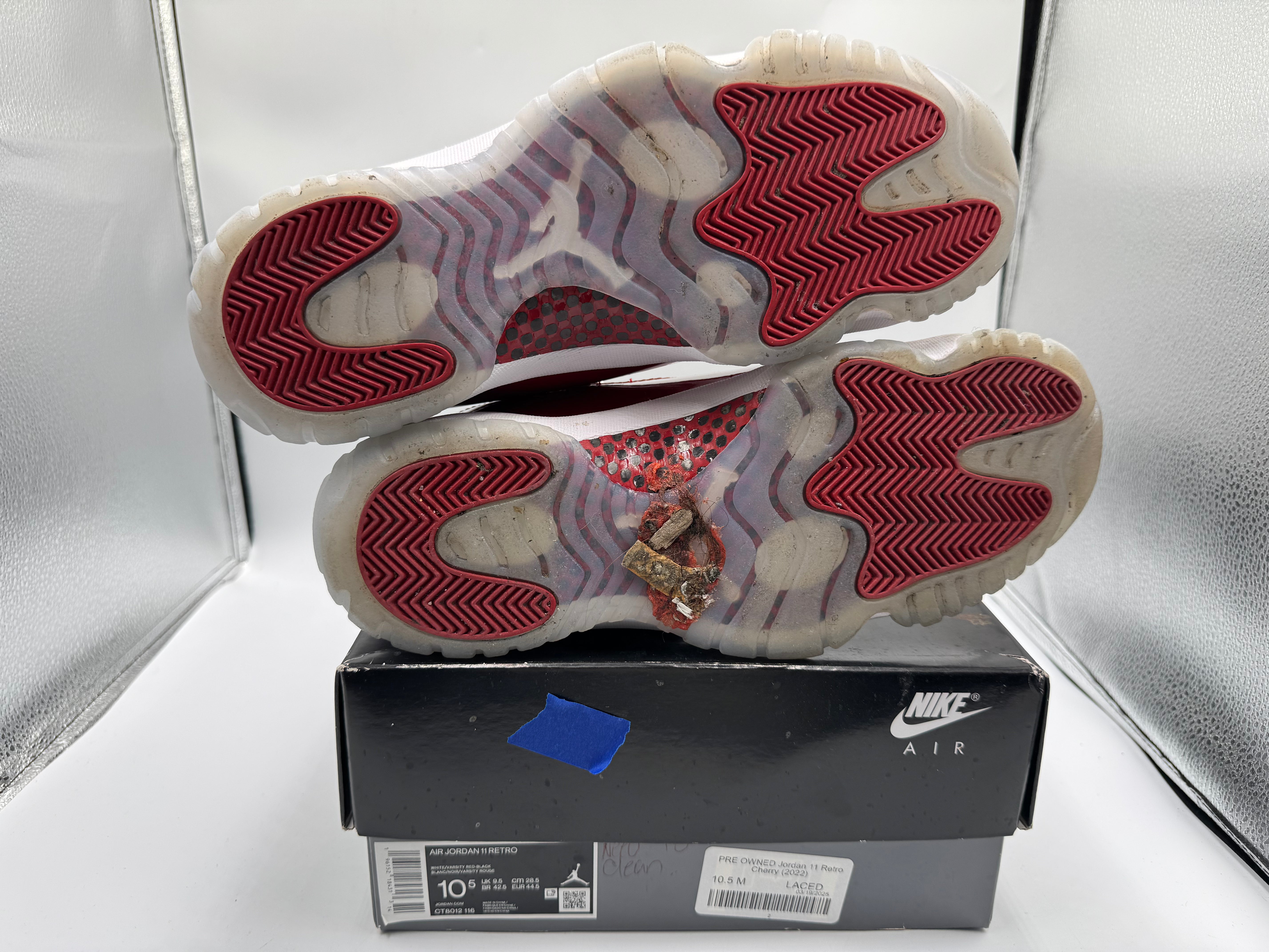 PRE OWNED Jordan 11 Retro Cherry (2022)