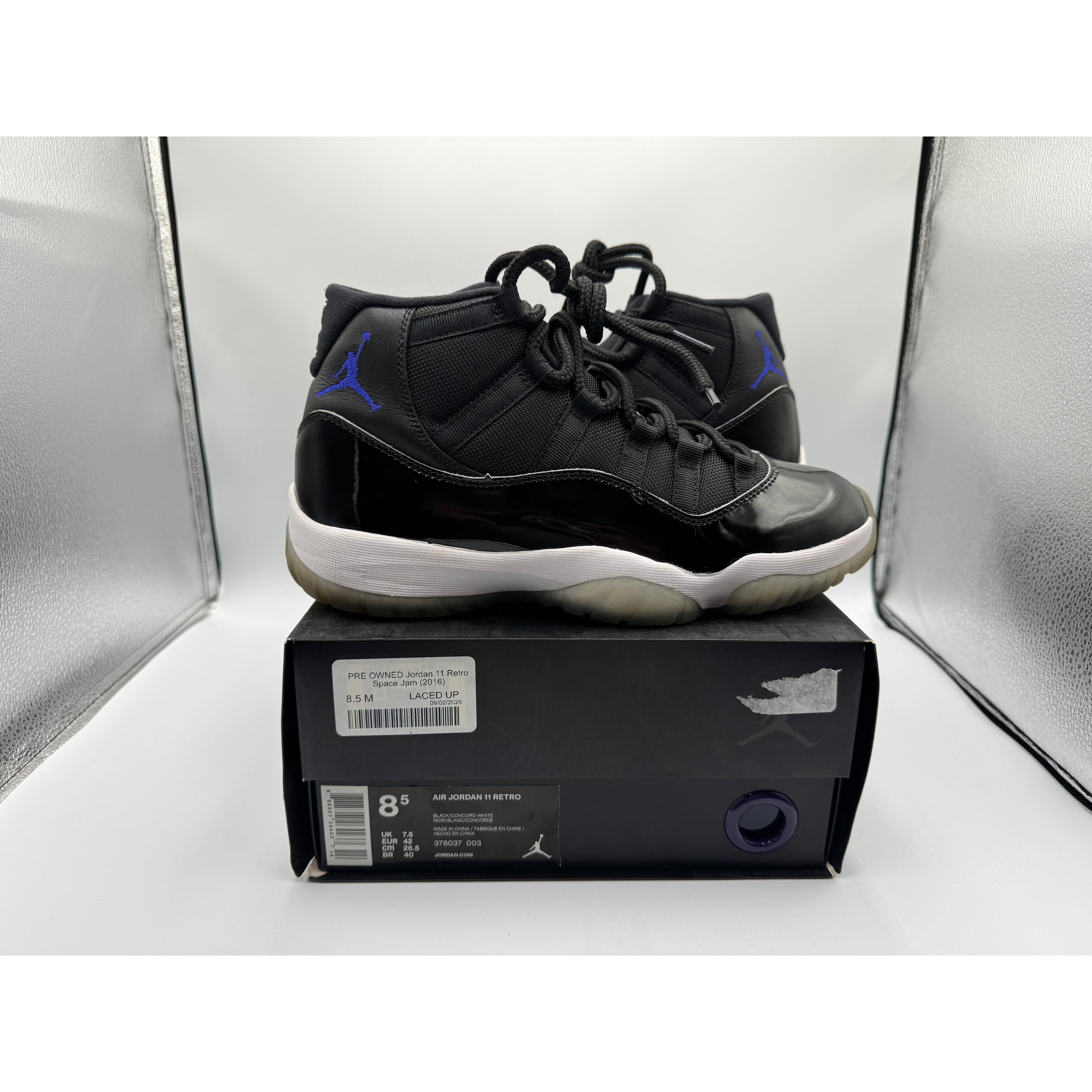PRE OWNED Jordan 11 Retro Space Jam (2016)