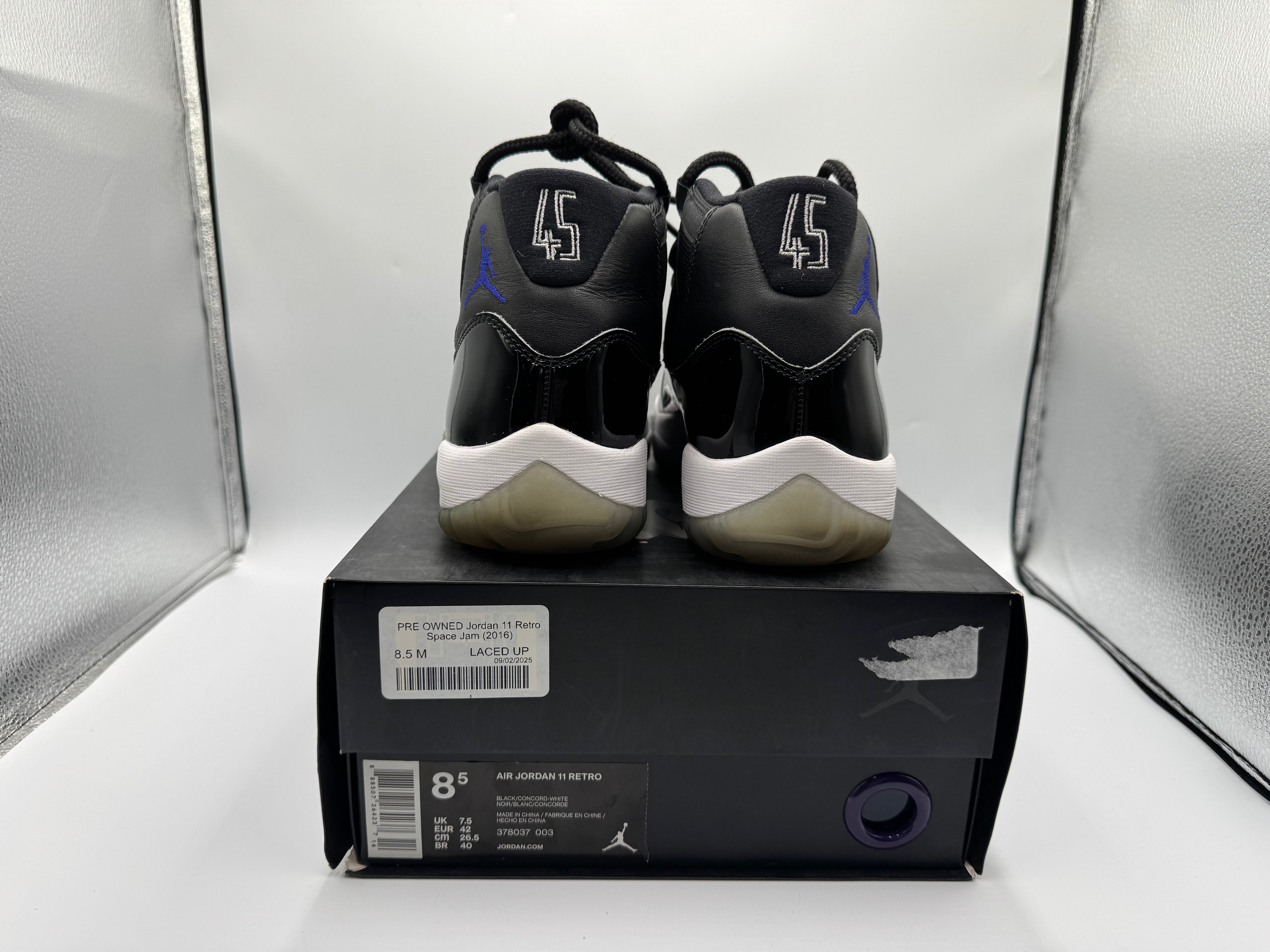 PRE OWNED Jordan 11 Retro Space Jam (2016)