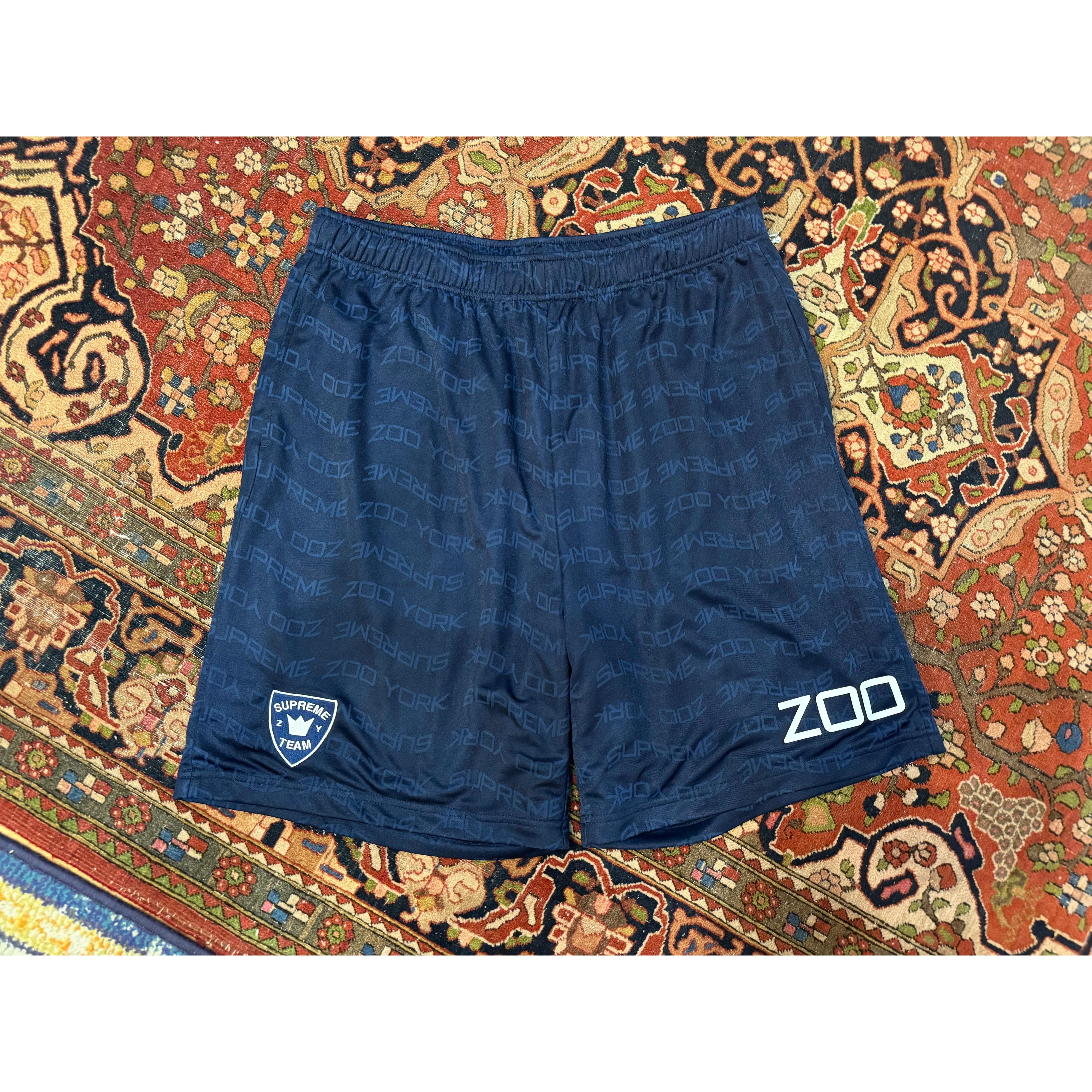 PRE OWNED Supreme zoo York soccer short navy