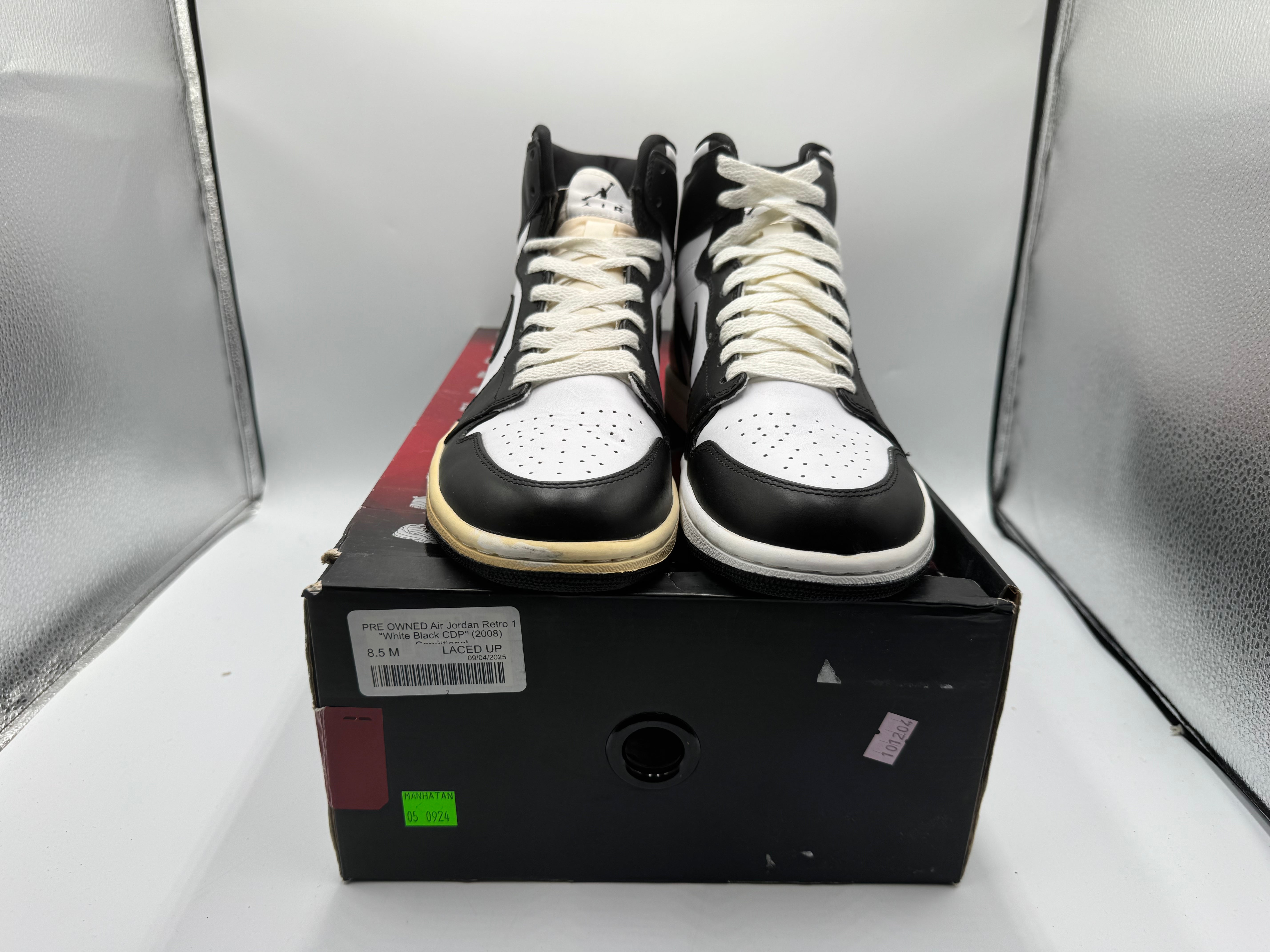 PRE OWNED Air Jordan Retro 1 "White Black CDP" (2008) Conditional