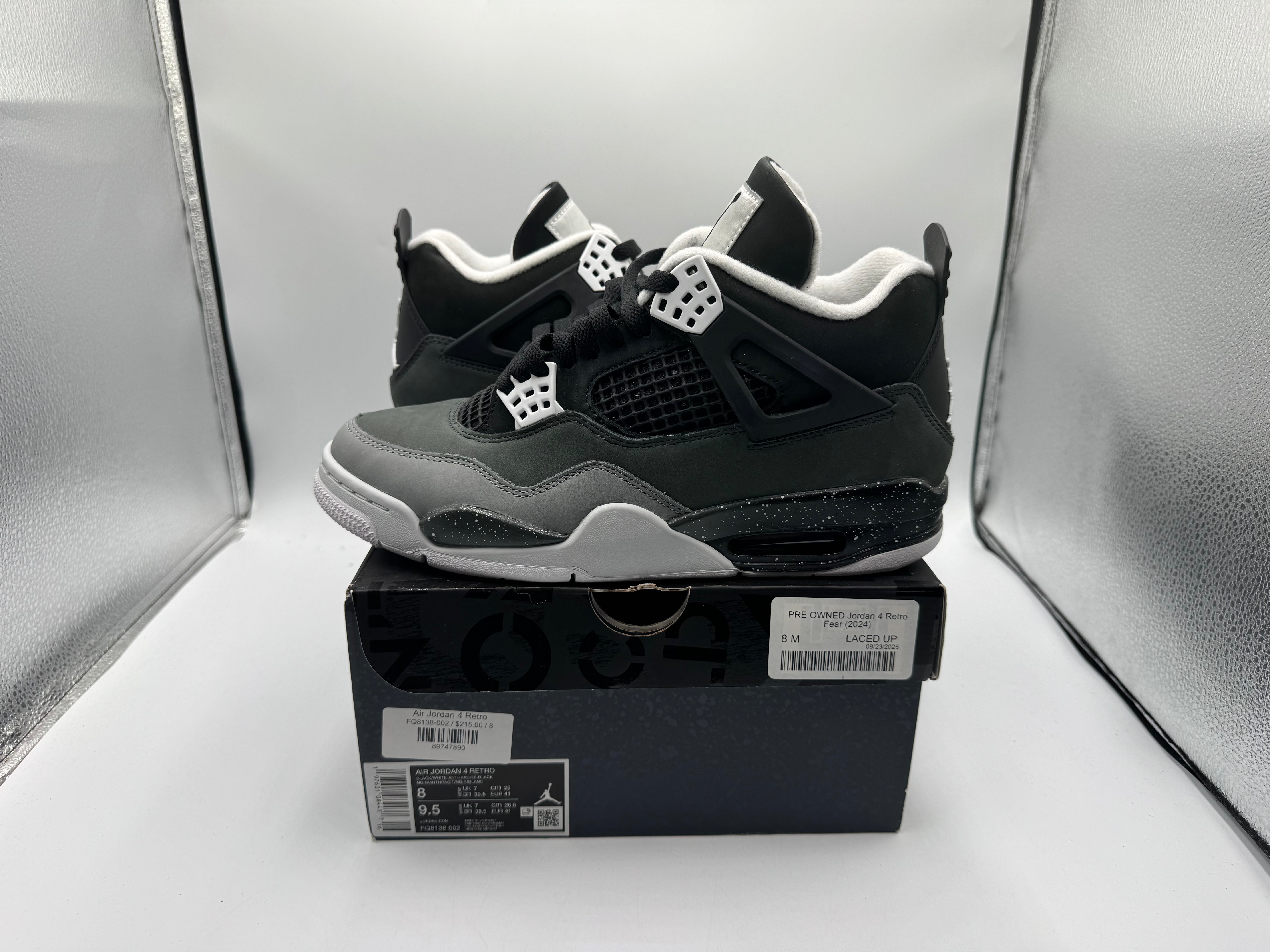 PRE OWNED Jordan 4 Retro Fear (2024)