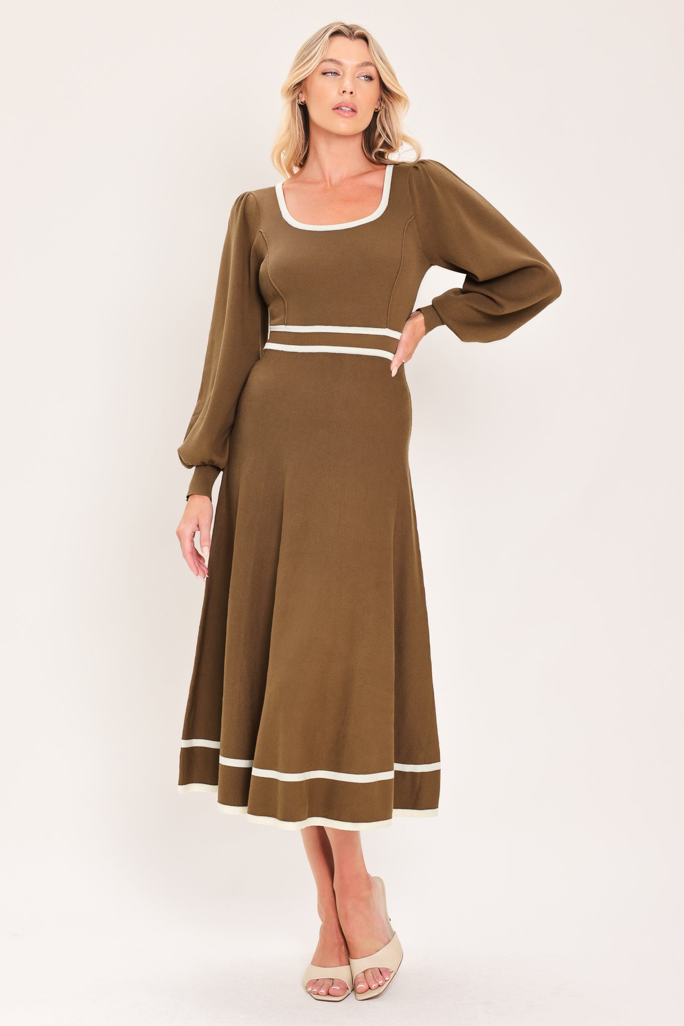 CEDAR LINE ELEGANCE SWEATER MIDI DRESS