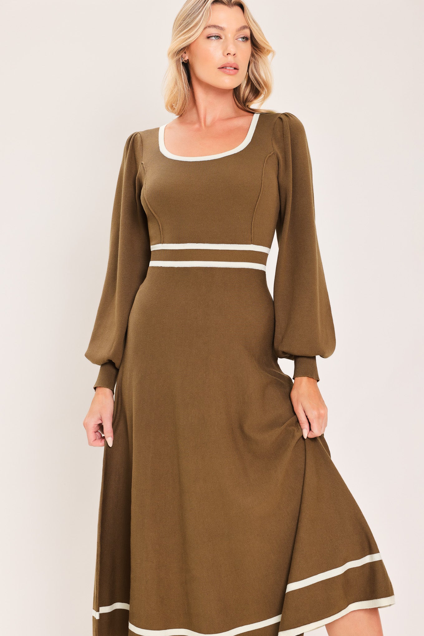 CEDAR LINE ELEGANCE SWEATER MIDI DRESS