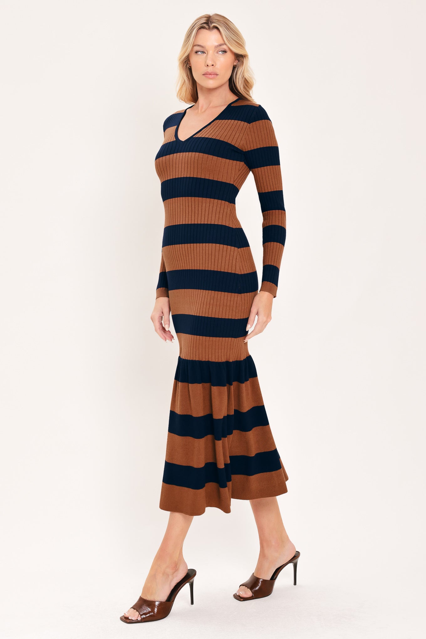 COGNAC NAVY RHYTHM SWEATER KNIT MIDI MERMAID DRESS