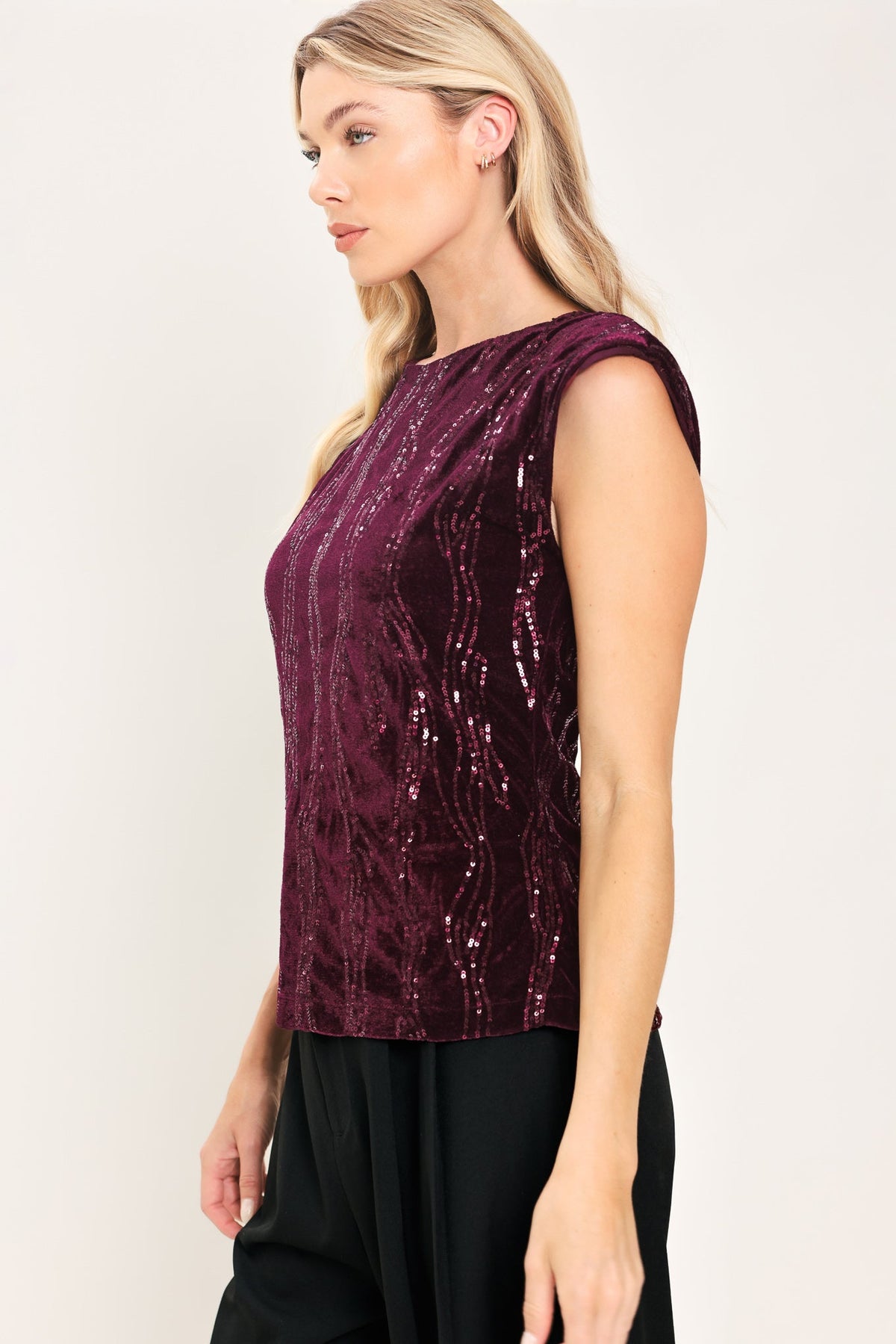 BURGUNDY SPARK BURGUNDY SEQUIN VELVET PADDED-SHOULDER TOP