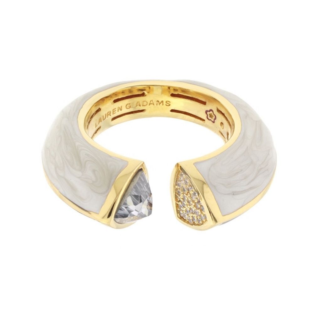 Triplet Ring