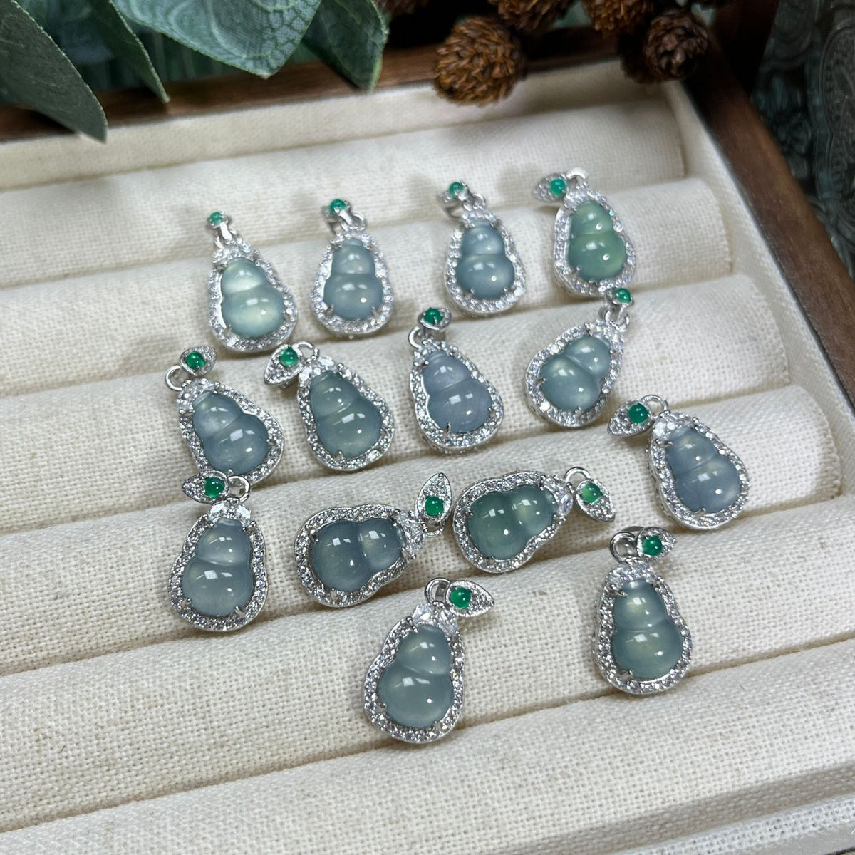 Natural Blue Water Jade Gourd Inlaid Sier White Gold Pendant