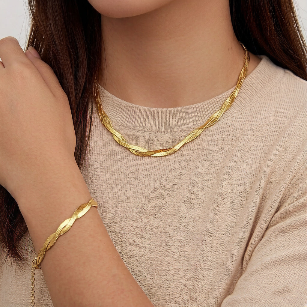 Women's Design Clavicle Chain Woven Gold-plated Stainless Jewelry Set