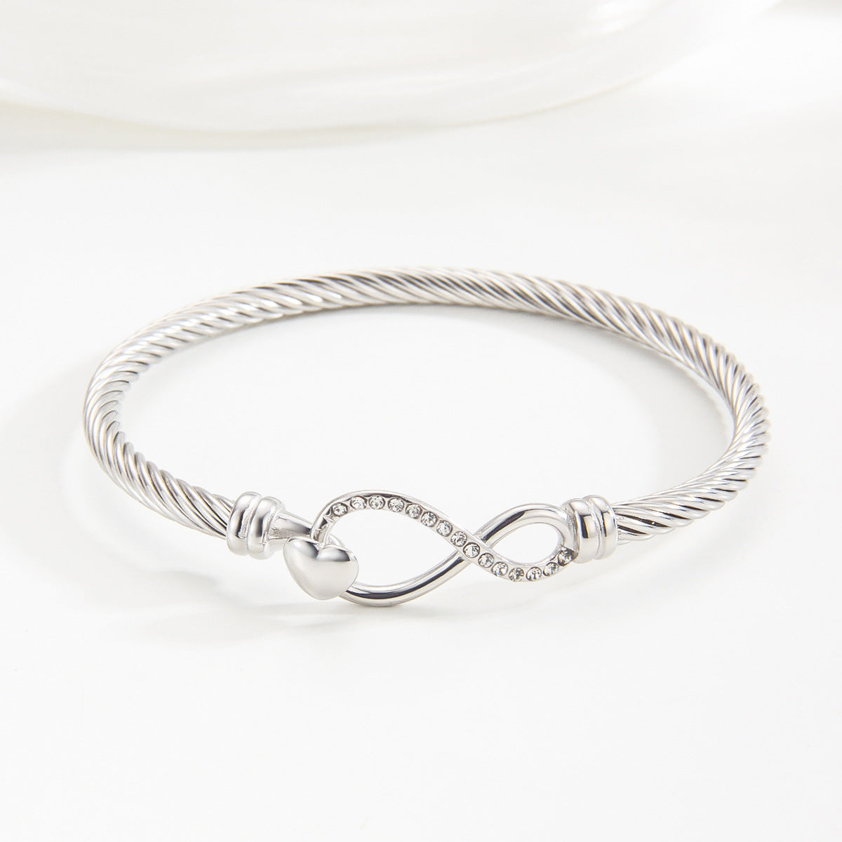 Vintage Simple Rhinestone Titanium Steel Fashion High-grade Bracelets