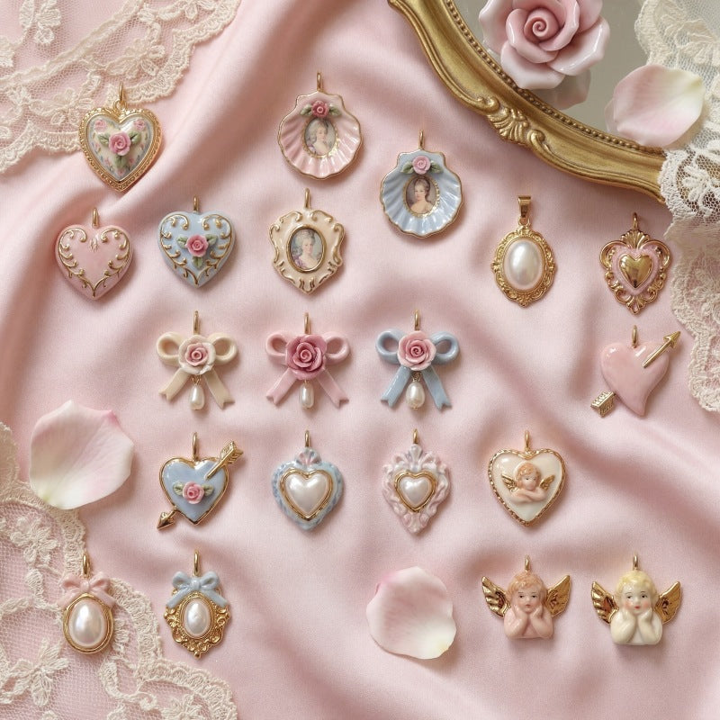 Love Small Pink Shell Bow Daily High Pendant