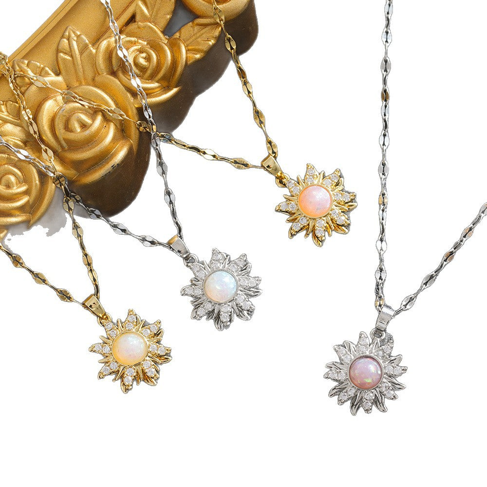 Women's Rotating Exquisite Sunflower Light Luxury Minority Necklaces