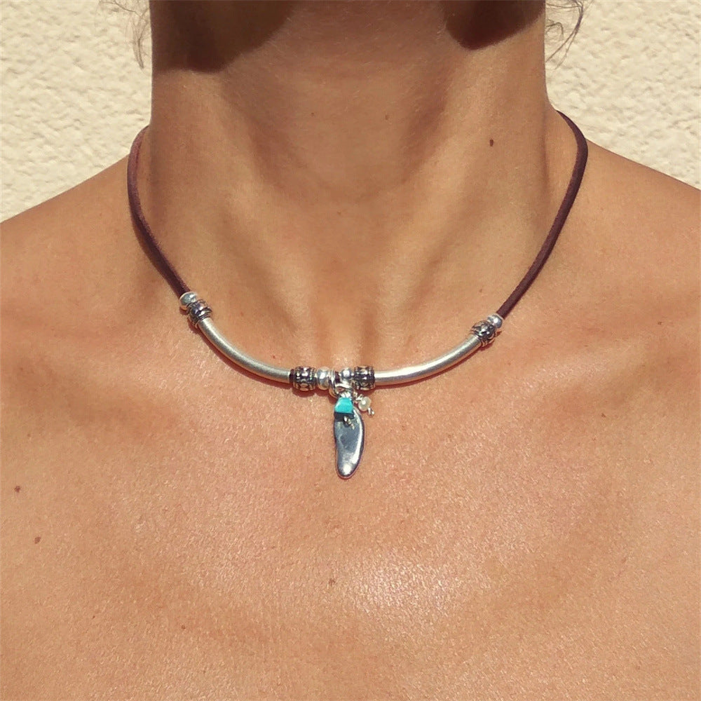 Light Luxury Minimalist Versatile Fashion Geometric Alloy Clavicle Chain Pendants