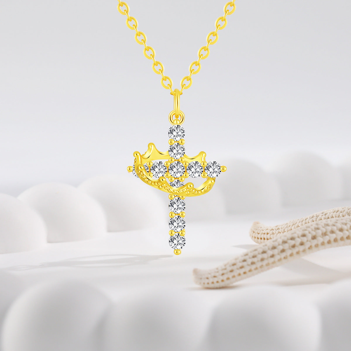 Crown Cross American Light Luxury Minority Pendant