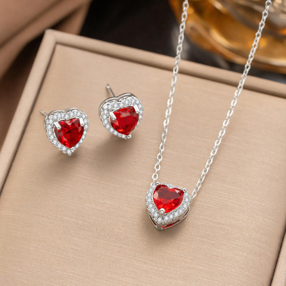 Women's Loving Heart Zircon Light Luxury Minority Design Red Necklaces