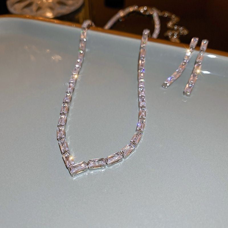 V-shaped Two-piece Affordable Luxury Fashion Temperament Clavicle Chain Jewelry Set