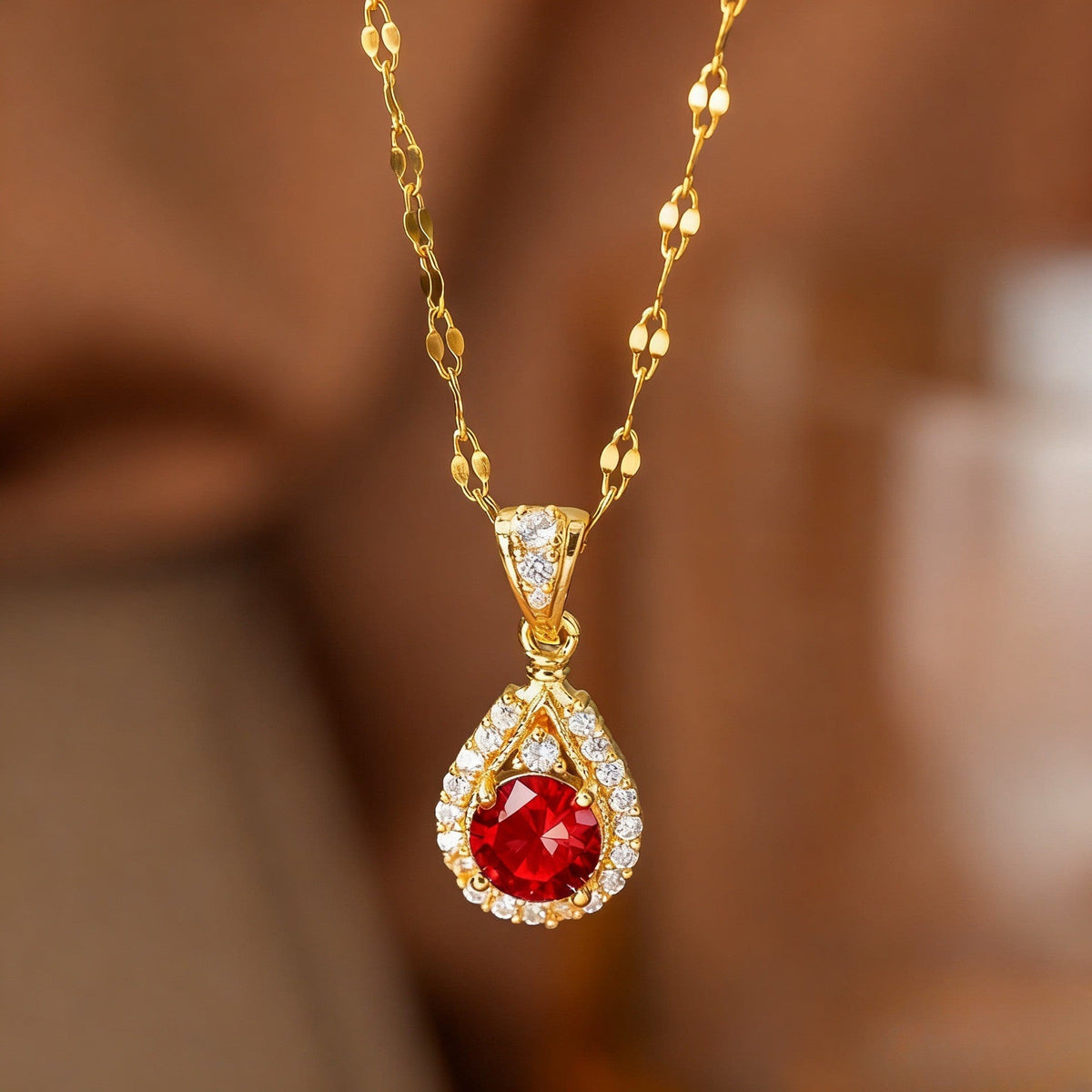 Steel Female Micro Inlaid Pink Diamond Necklace