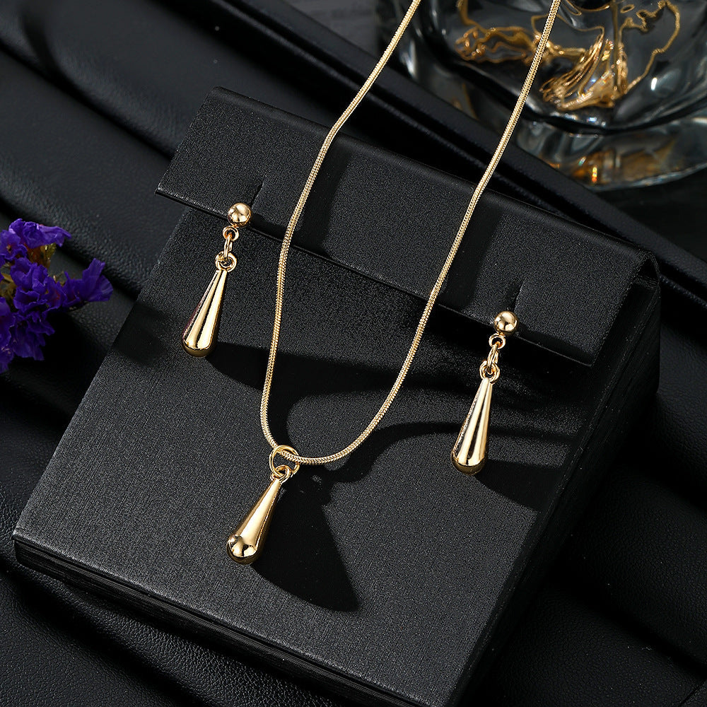 Women's Fashion Metal Water Drop Ear Design Exquisite Jewelry Set