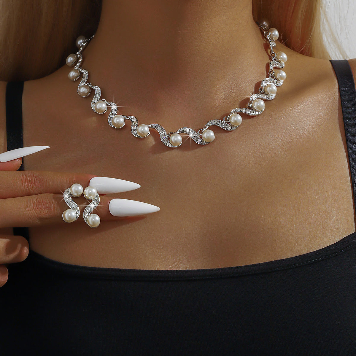 Delicate Pearl Rhinestone Suite Simple Clavicle Chain Neck Formal Jewelry Set