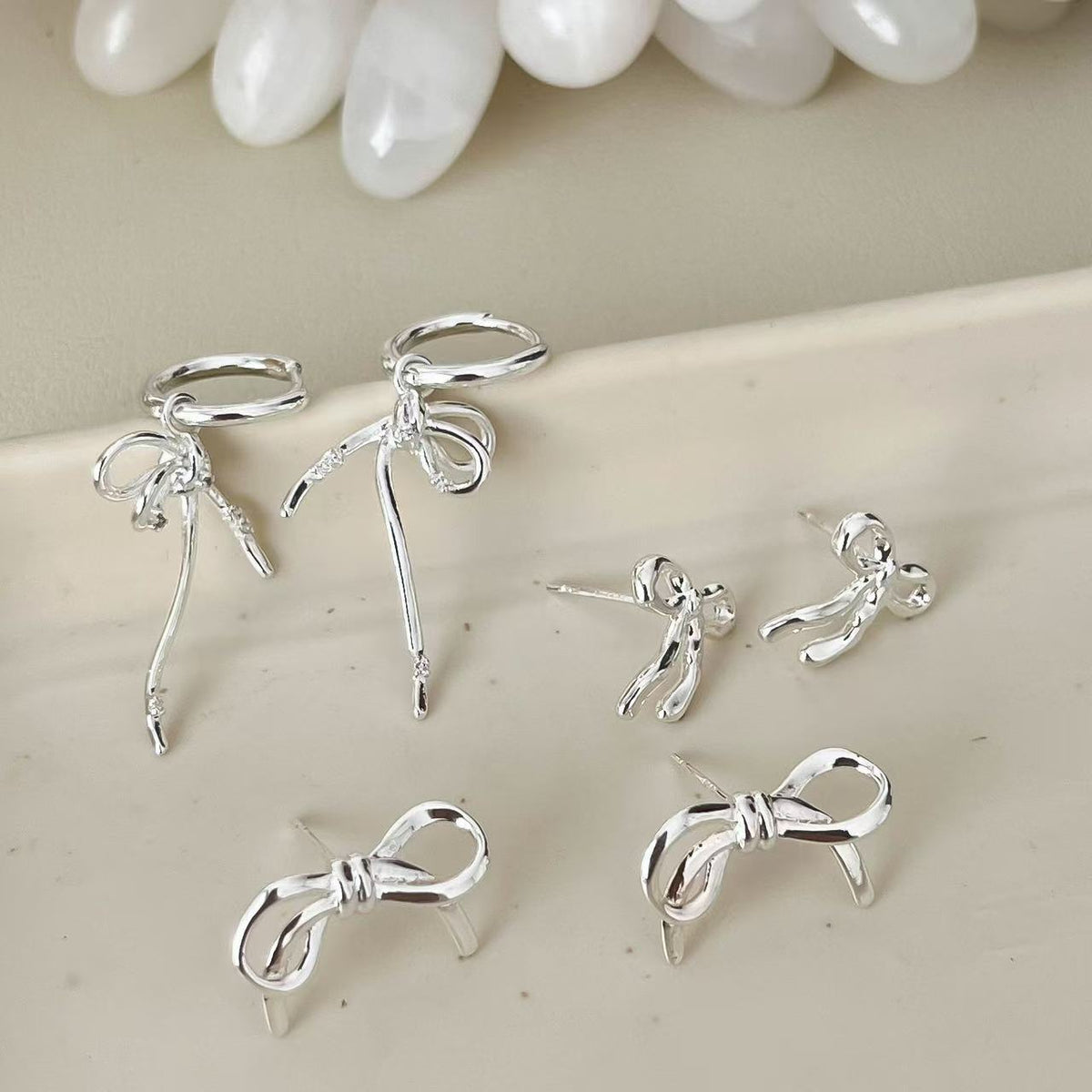 High-grade Sier Bow Affordable Luxury Fashion Elegant Commuter All Earrings