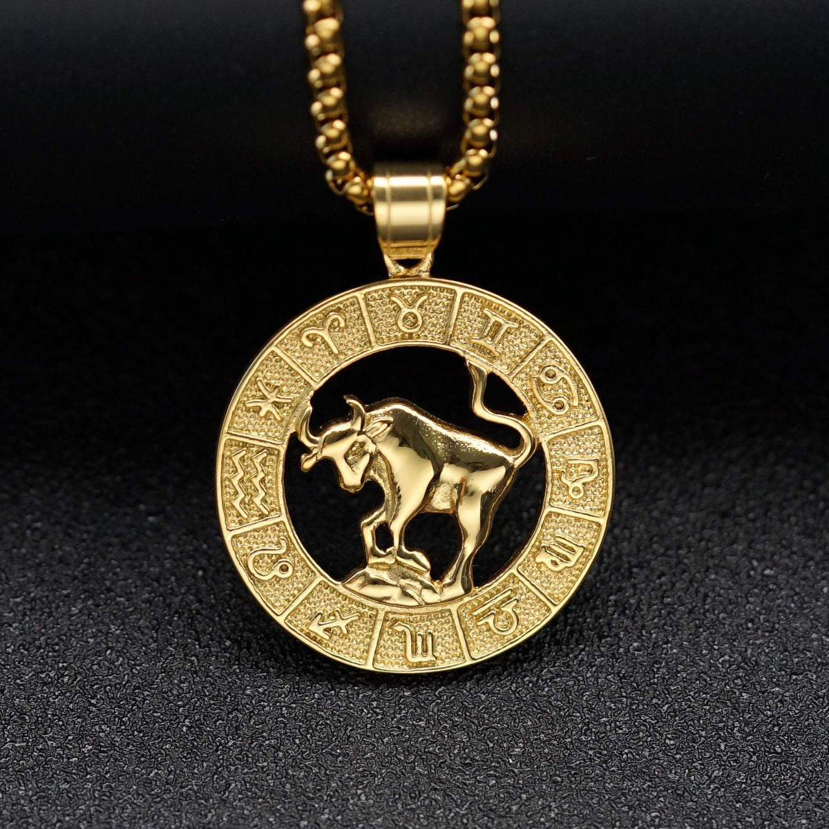 Trendy Retro Hollow Twee Constellation Personalized Pendant
