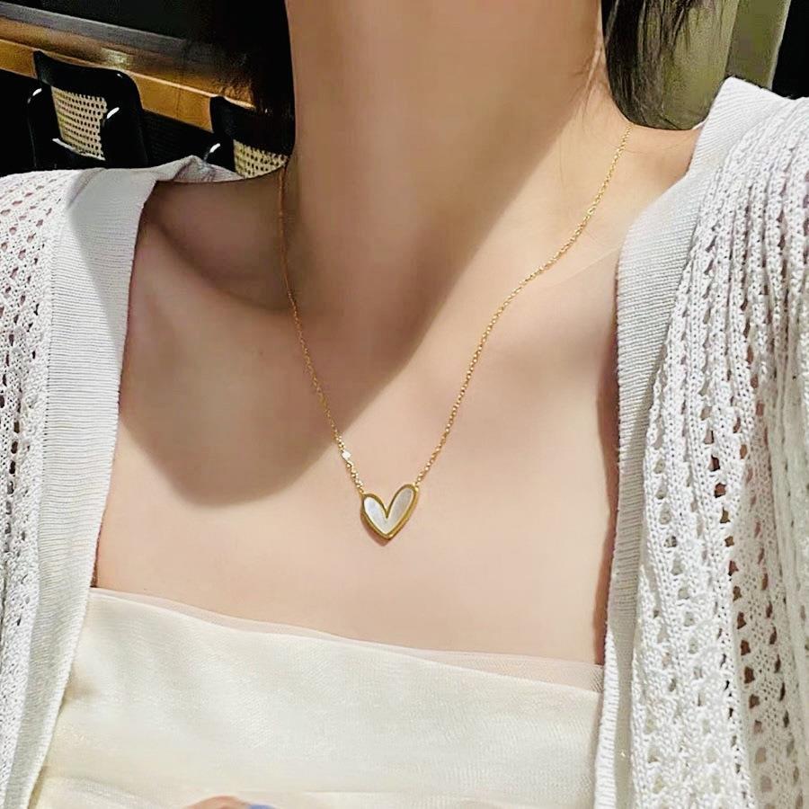 Steel Love Female Niche Luxury Clavicle Necklaces