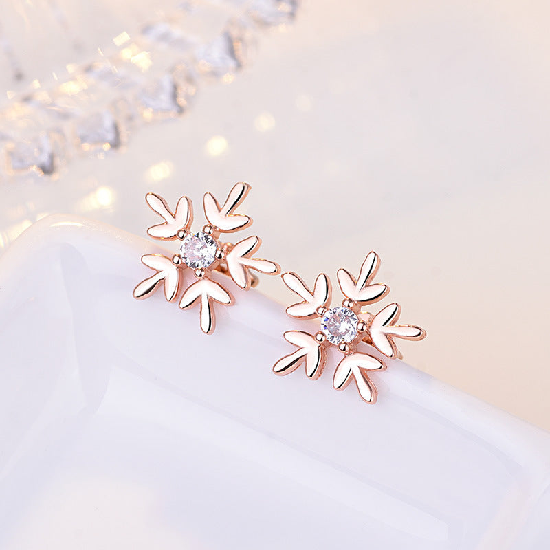 Stylish Graceful Simple Snowflake Ear Female Mori Sweet Stud Earrings