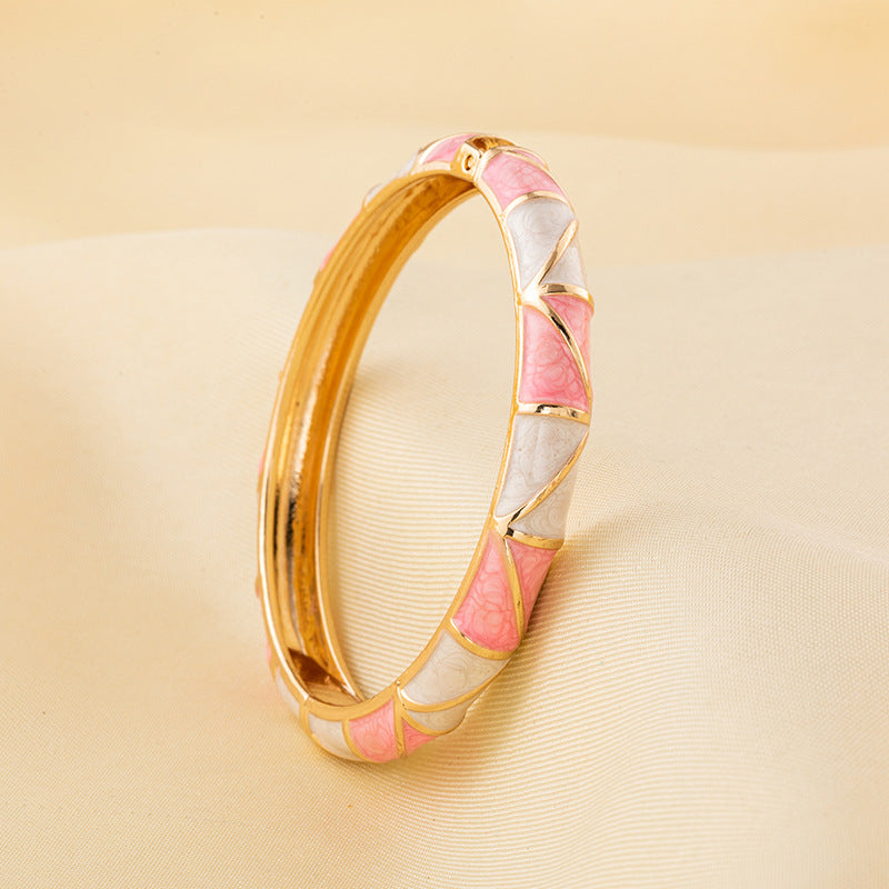Old Tourist Souvenir Enamel Color Fine Bracelet