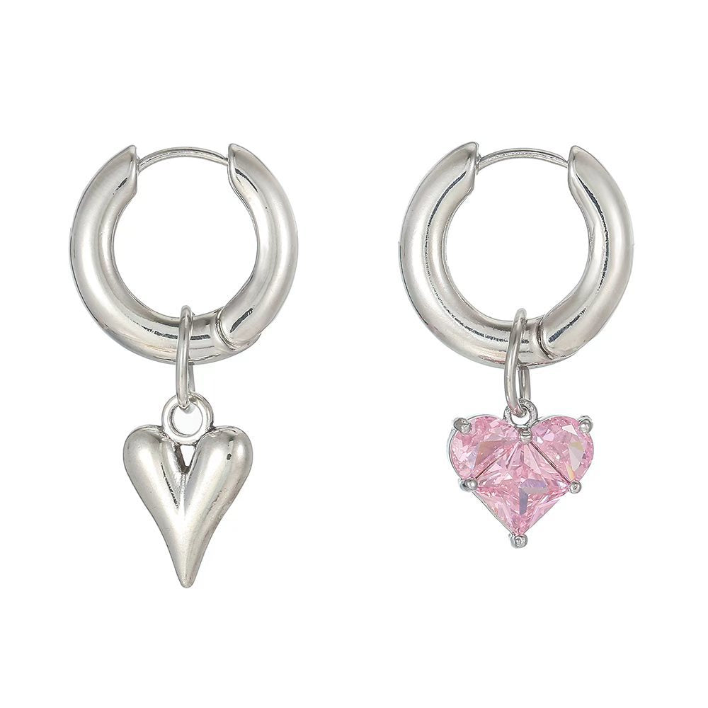Women's Retro Style Personalized Design Light Luxury High-grade Heart-shaped Zircon Asymmetric Earrings