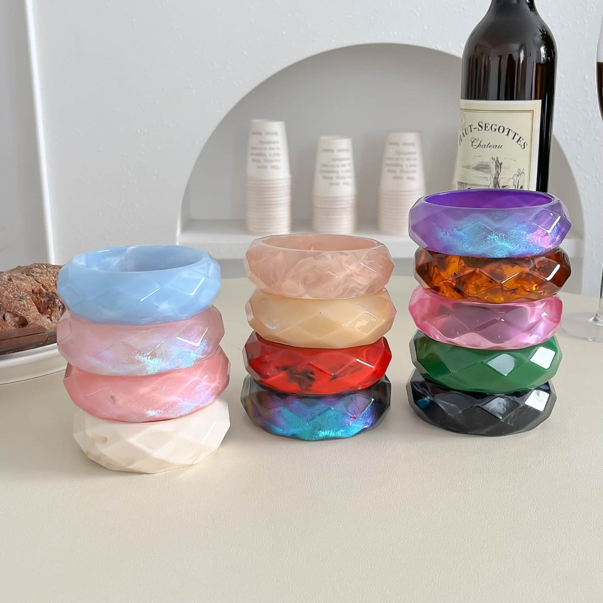 Vintage Pearlescent Blooming Resin Female Niche Design Color Acrylic Bracelet