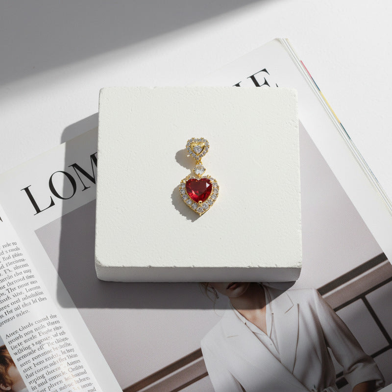 Ruby Light Luxury Advanced Titanium Steel Clavicle Pendant