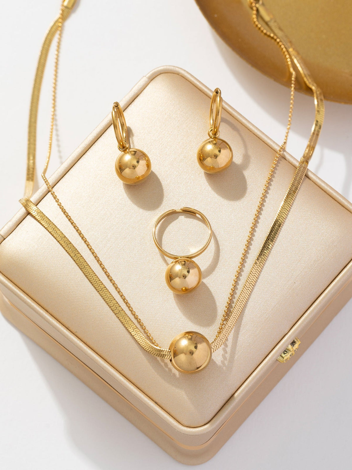Cold Ball Titanium Steel Simple Minority Jewelry Set