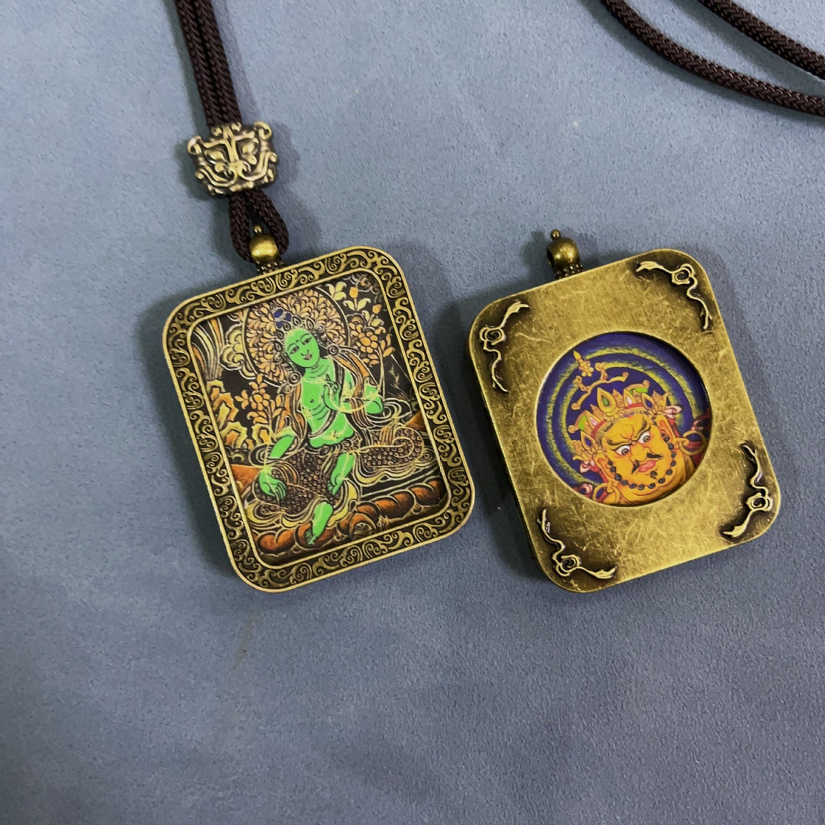 Double-sided Home Twee Zodiac Eight Patron Saints Scenic Pendants