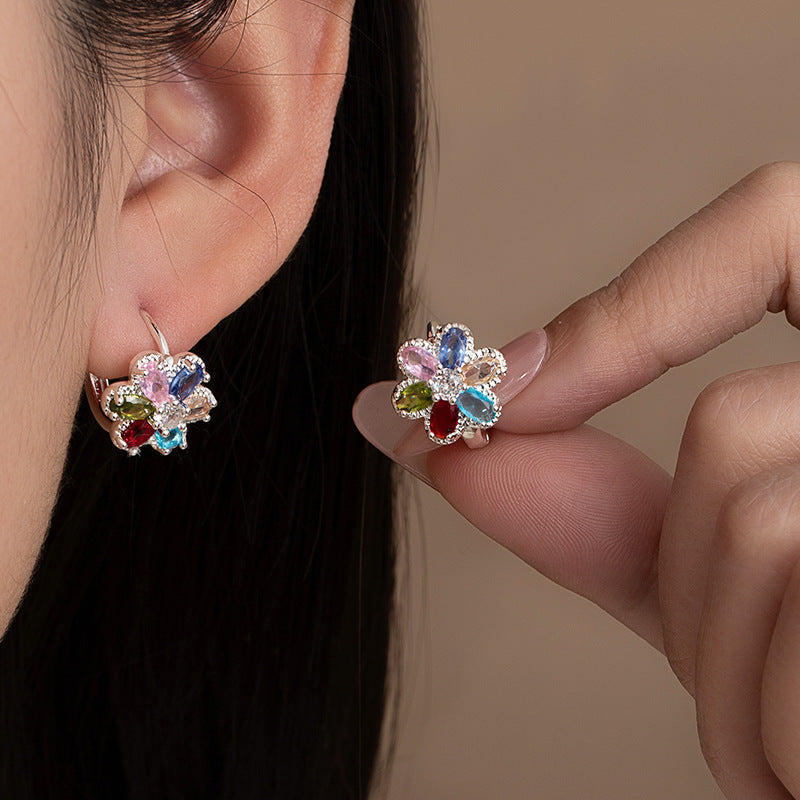 Women's Flower Shaped Ear Clip Niche High-grade Beautiful Elegant Earrings