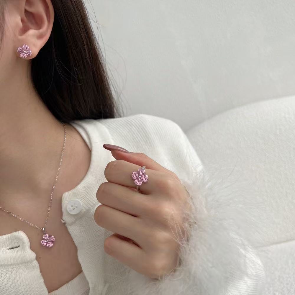 Women's Sier Female Clover Loving Heart Zircon Inlaid Exquisite Jewelry Set