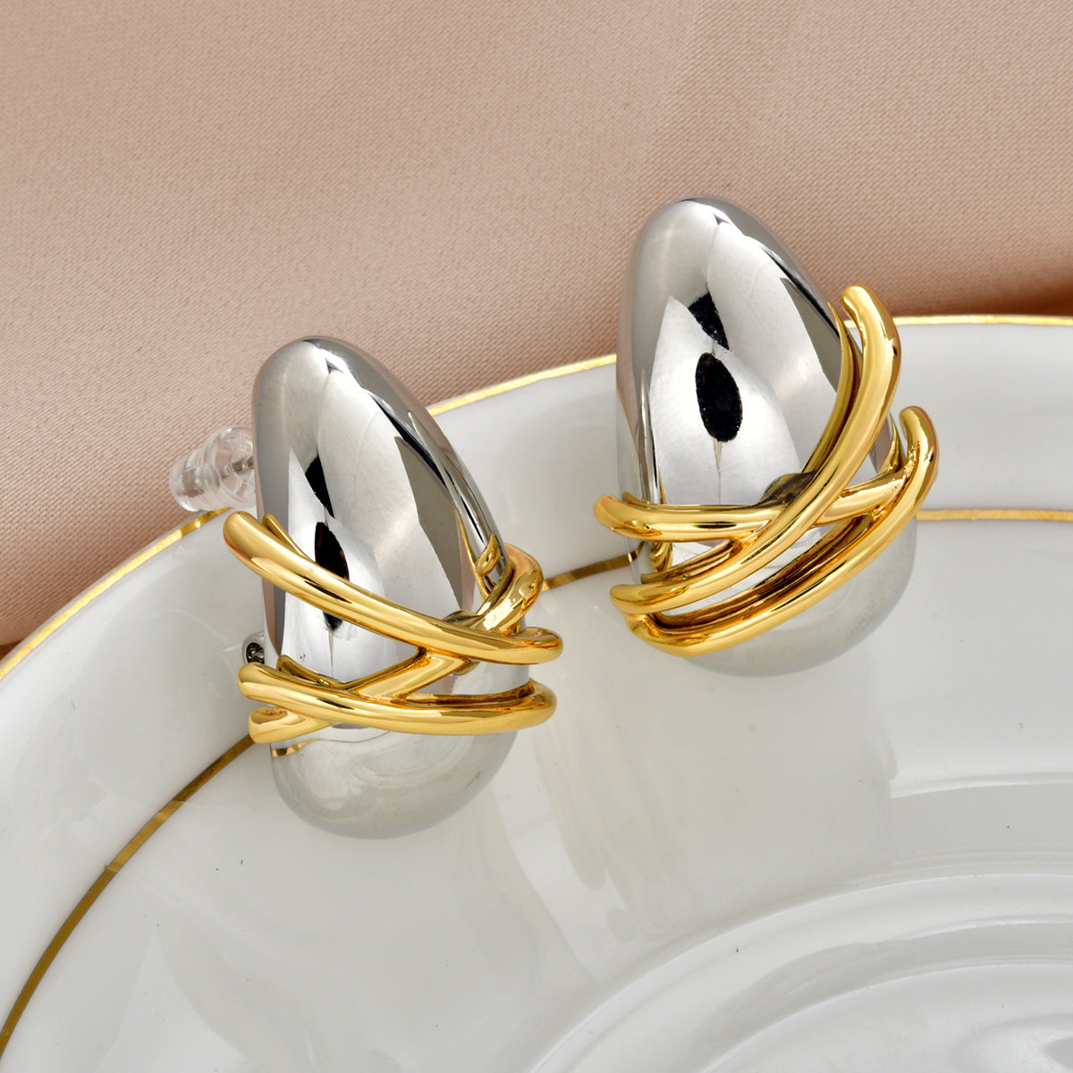 Contrast Color Ear Frosty Style Simple Fashionable Stud Earrings
