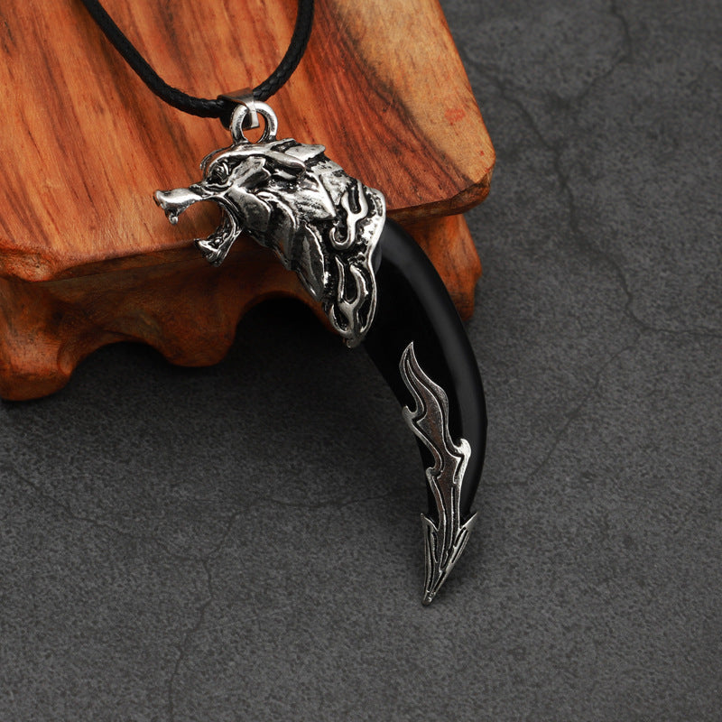 Men's Domineering Wolf Tooth Personality Dog Teeth Stainless Pendant