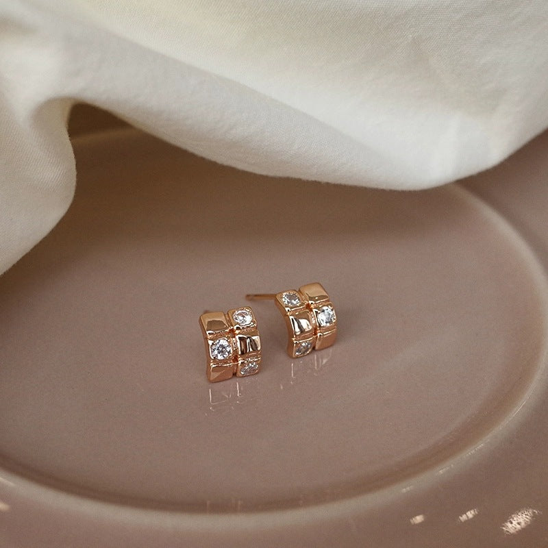 Women's Rhinestone Square Geometric Ear Elegant High-grade Clip Stud Earrings