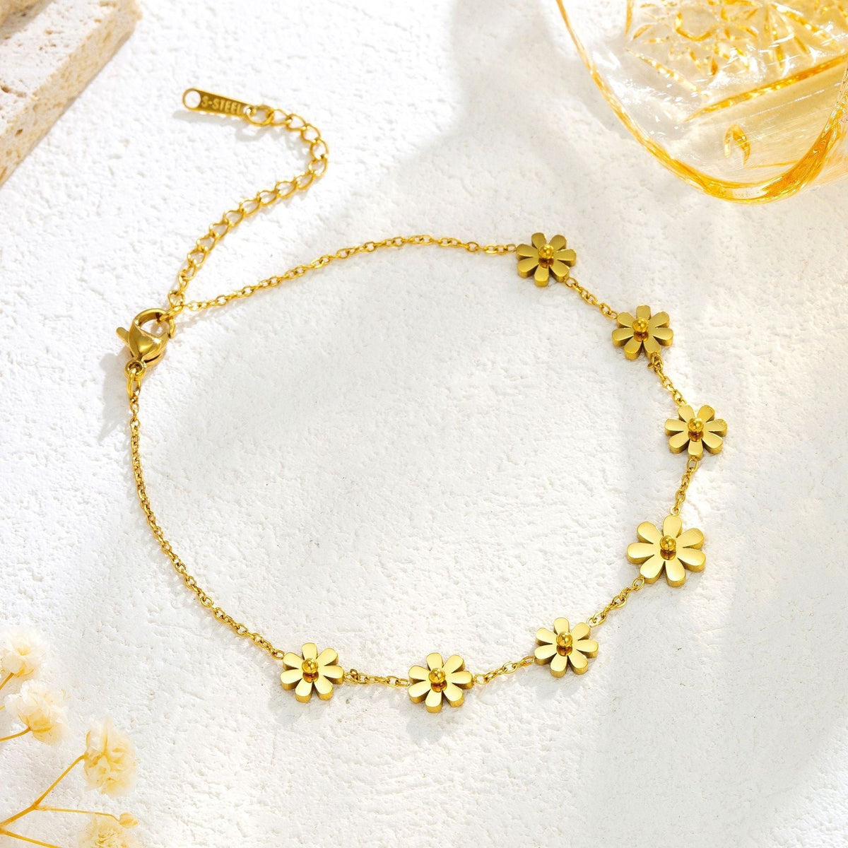 Gold Little Daisy Female Niche Design Advanced Fresh Sunflower Clavicle Jewelry Set