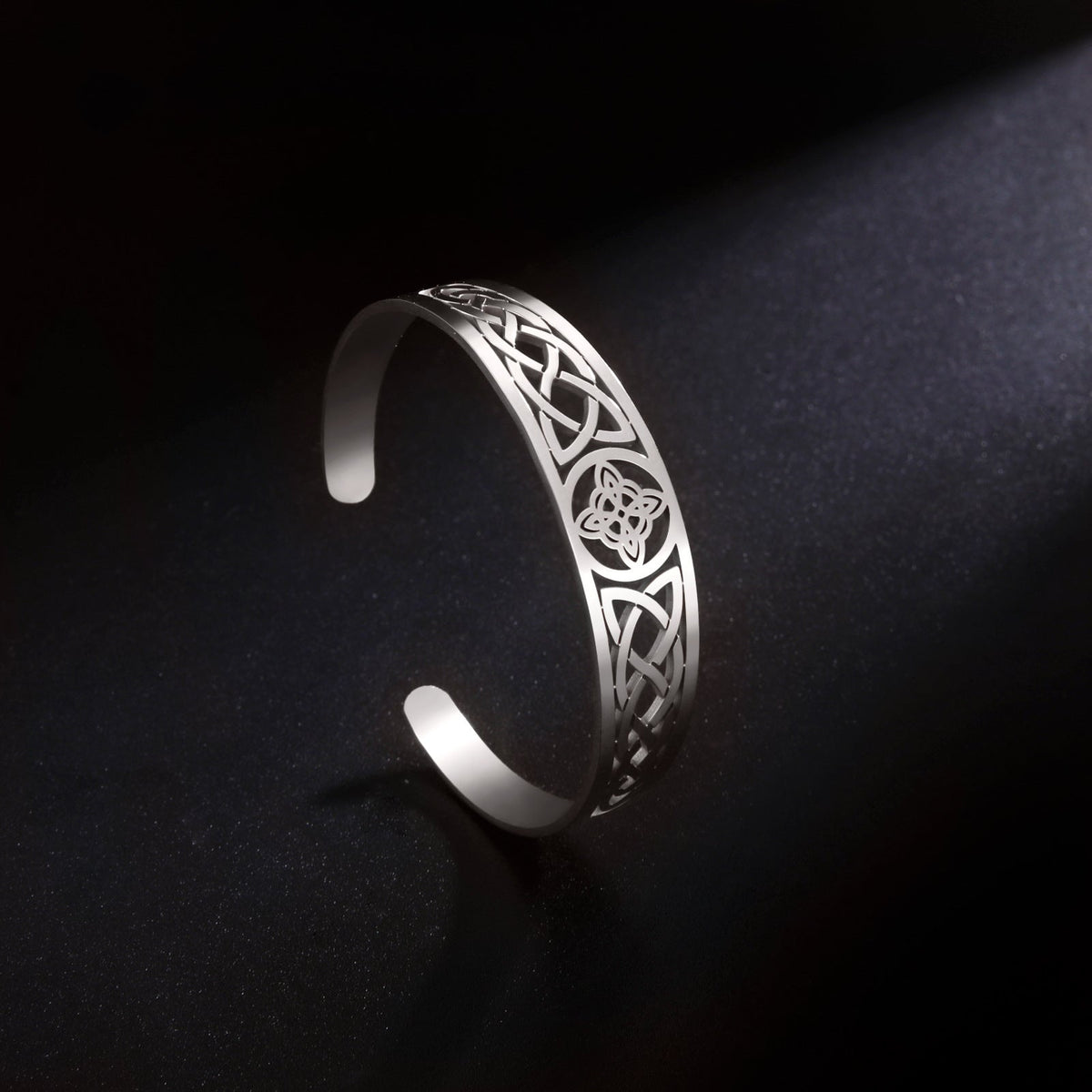 Trend Real Gold Plating Witch Knot Hollow Stainless Bracelet