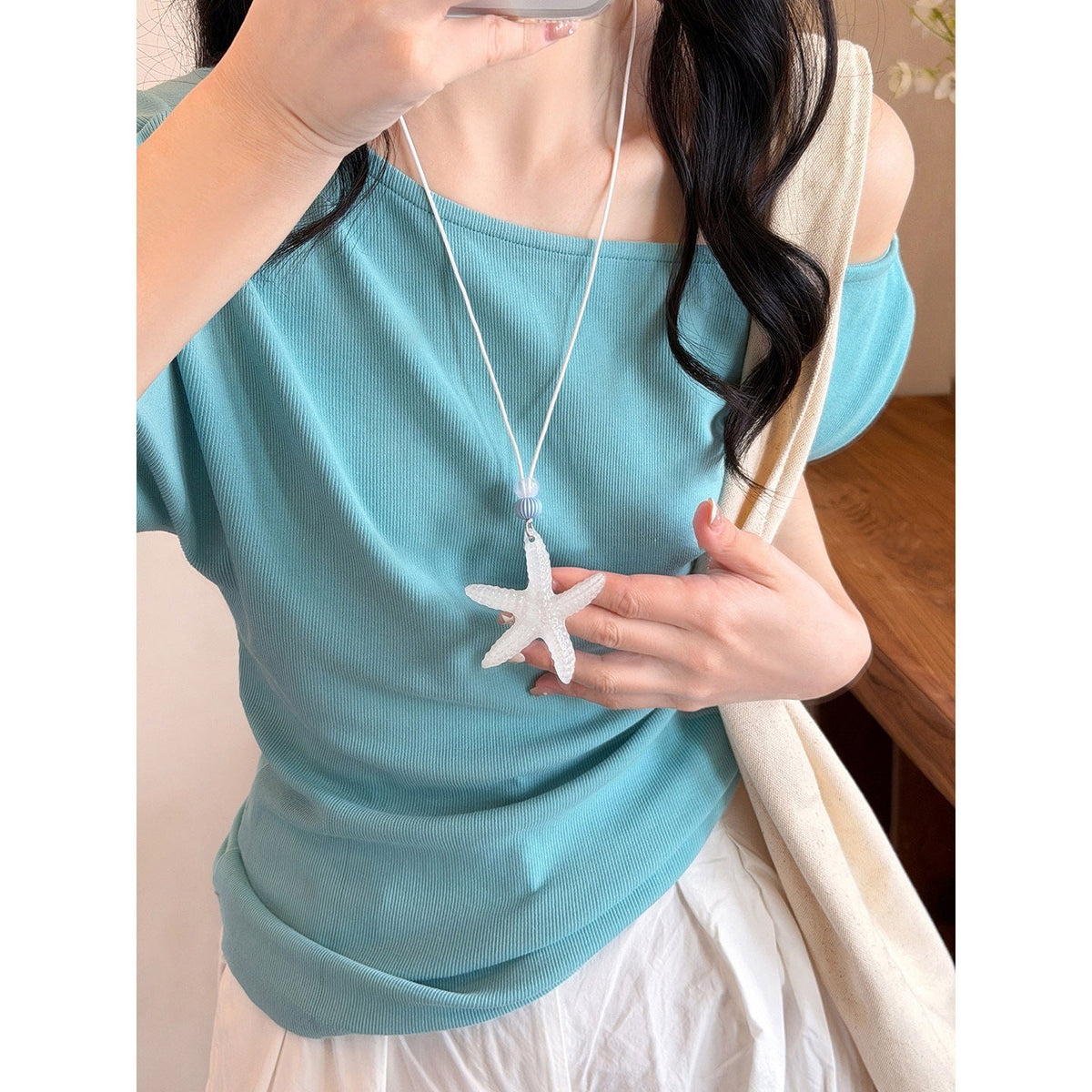 On The Island Dopamine Blue Long Pendant